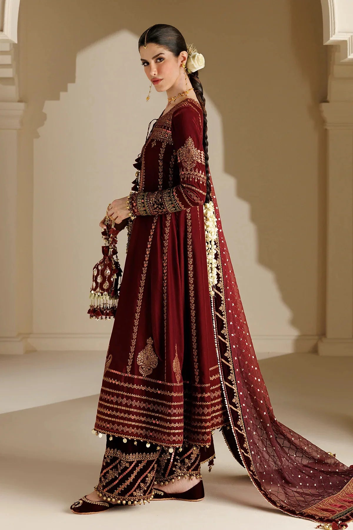 Jazmin Chandni Velvet Formals '26 - Embroidered Velvet Formal CVF26-D10
