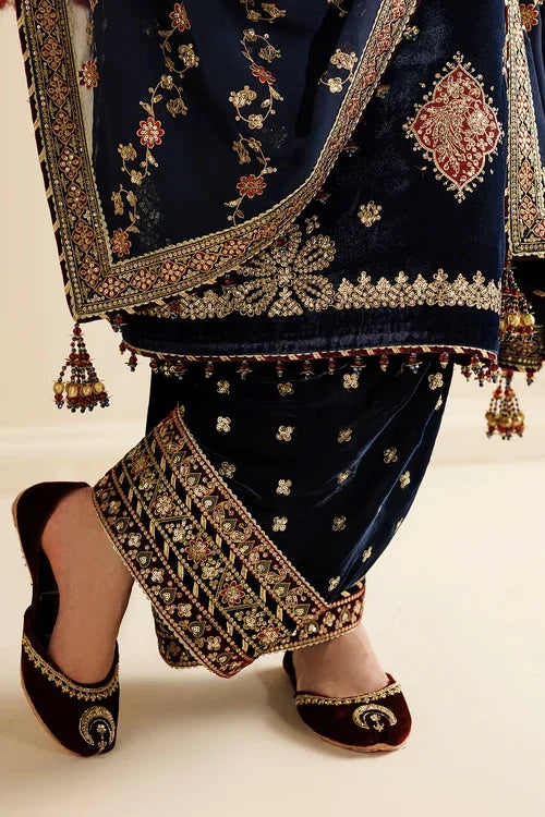 Jazmin Chandni Velvet Formals '26 - Embroidered Velvet Formal CVF26-D11