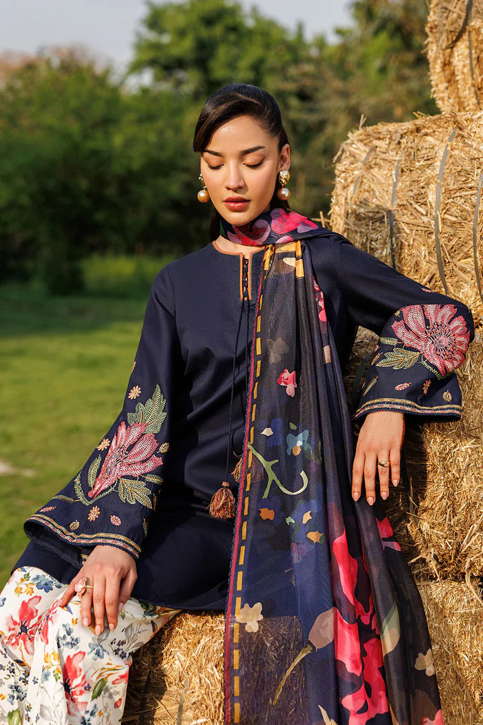 EMBROIDERED LAWN USE-9352 | Jazmin
