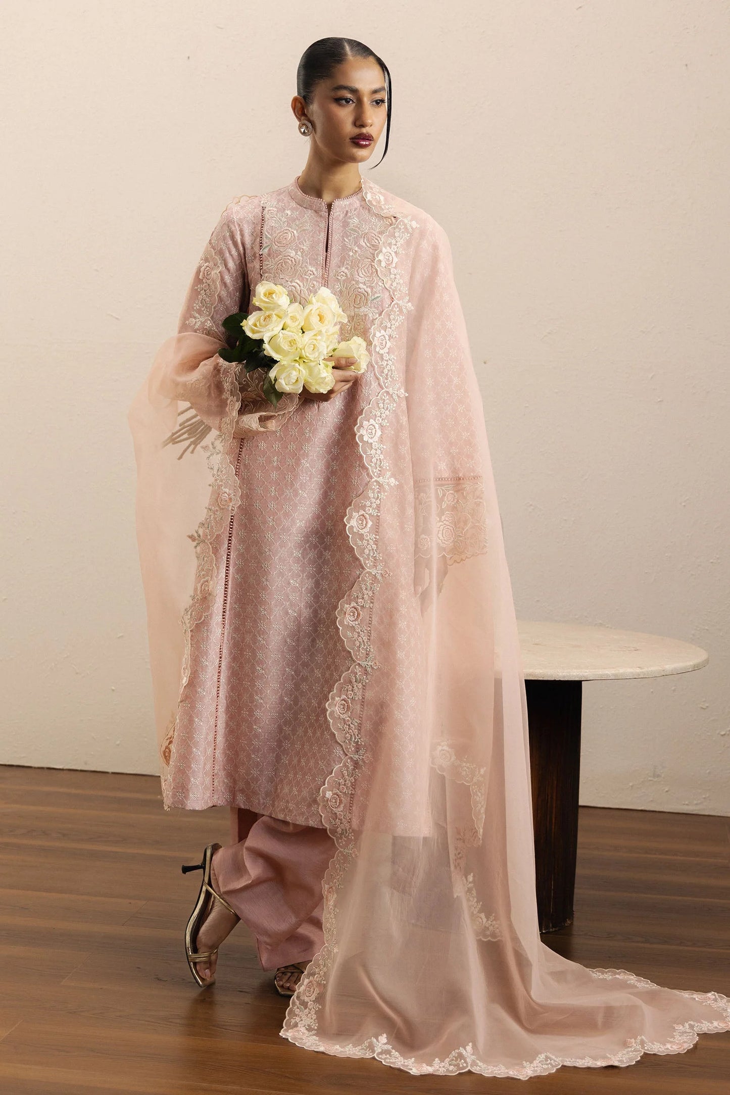 Gulkaar Zara Shahjahan