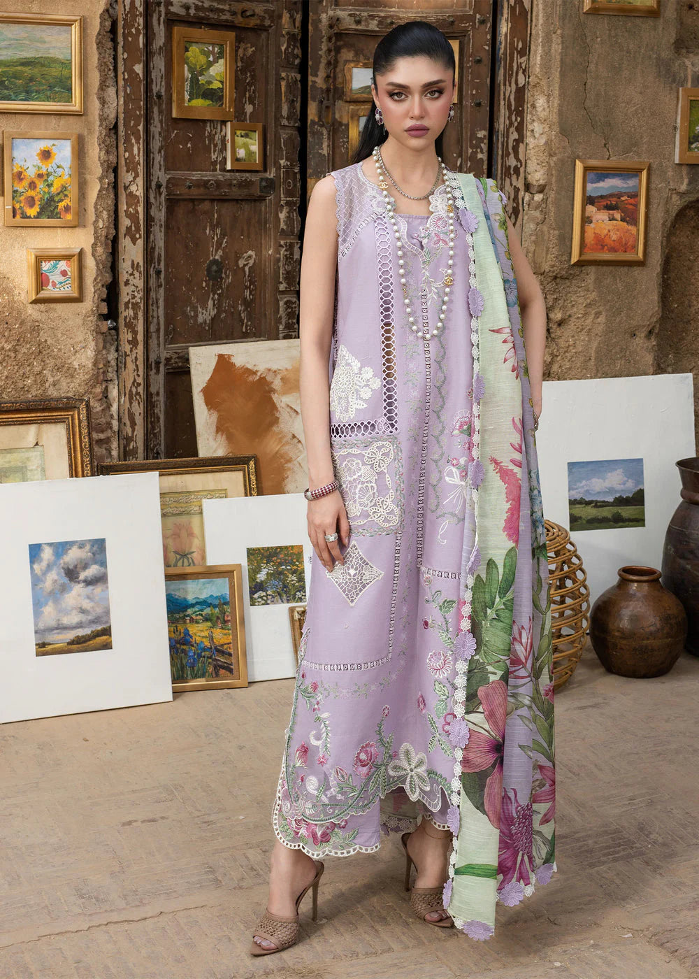 Saira Shakira | IRIS 1B