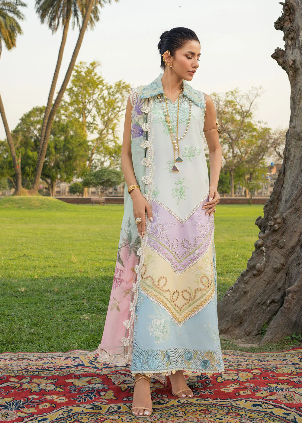 Saira Shakira | AVA 1A
