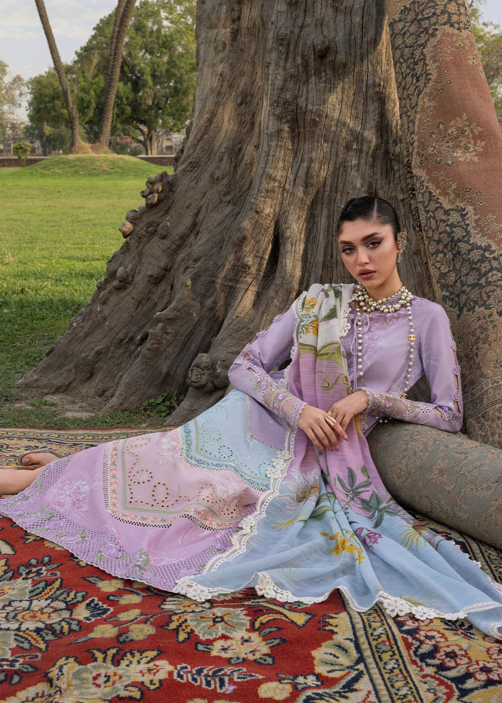 Saira Shakira | AVA 1B