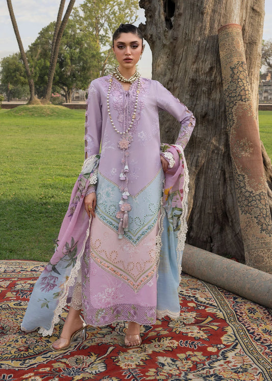 Saira Shakira | AVA 1B