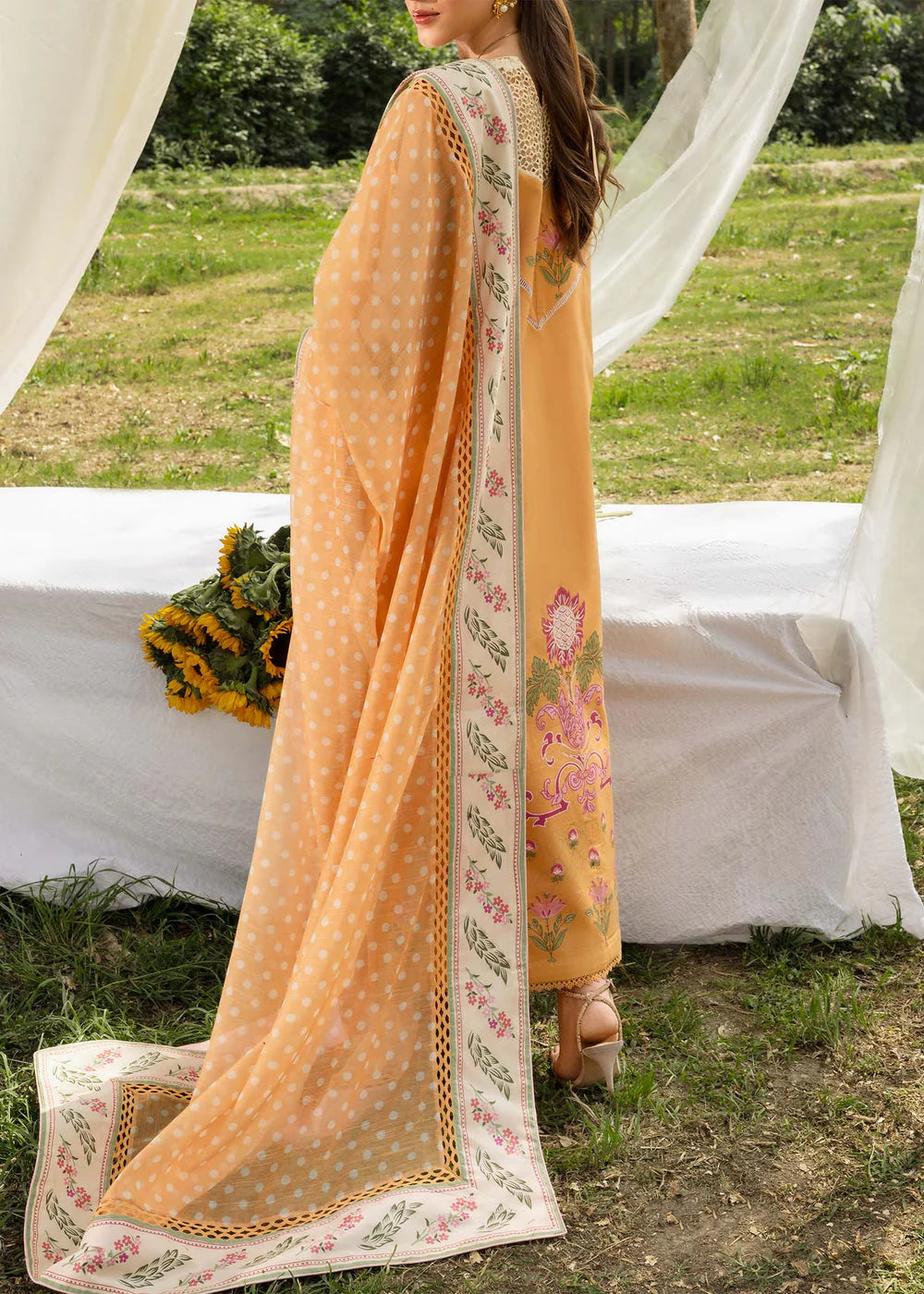 Saira Shakira | LILY 1B