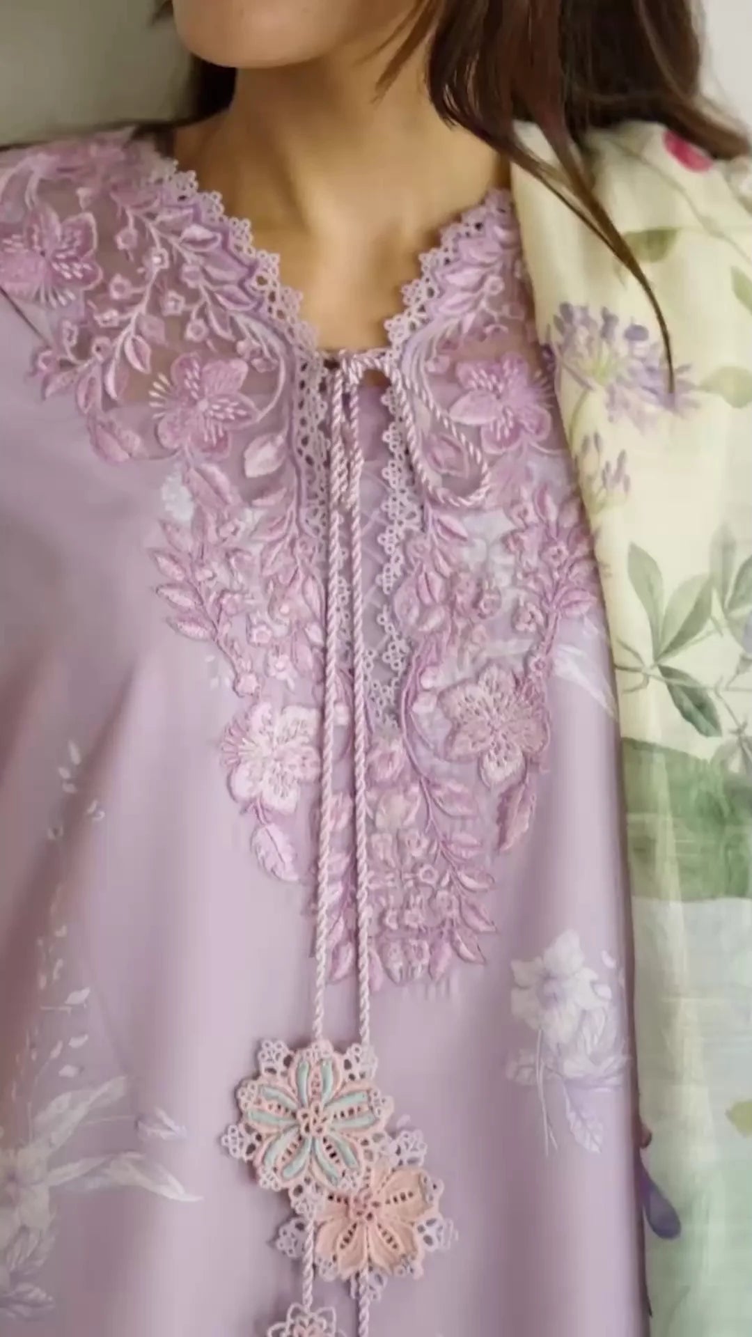 Saira Shakira | AVA 1B