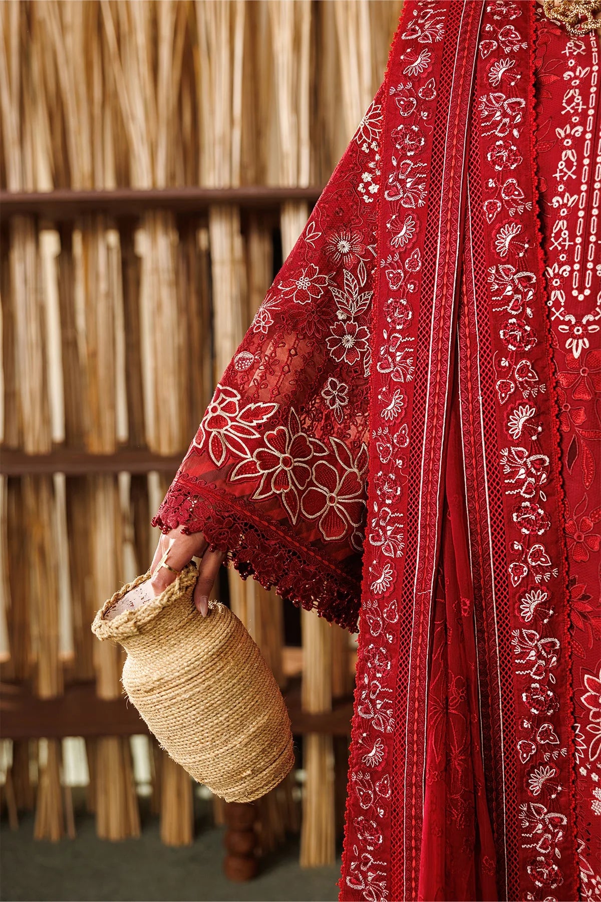 Baroque | EMBROIDERED LAWN EL26-D05
