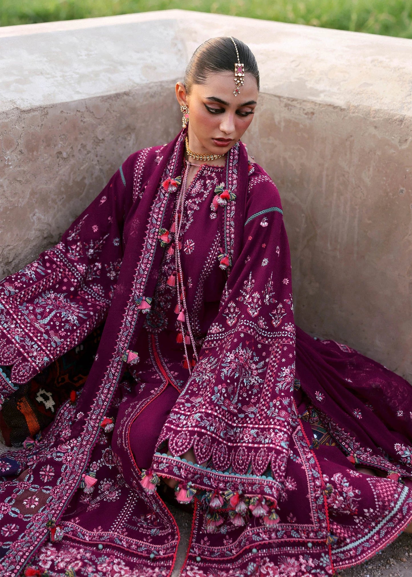 Hussain Rehar Karandi Unstitched '25 - Nargis