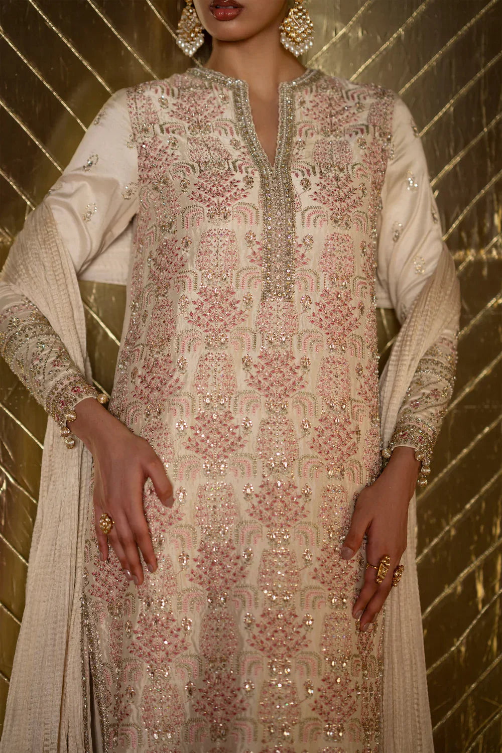 Saad Bin Shahzad Laavni '25 - Elif