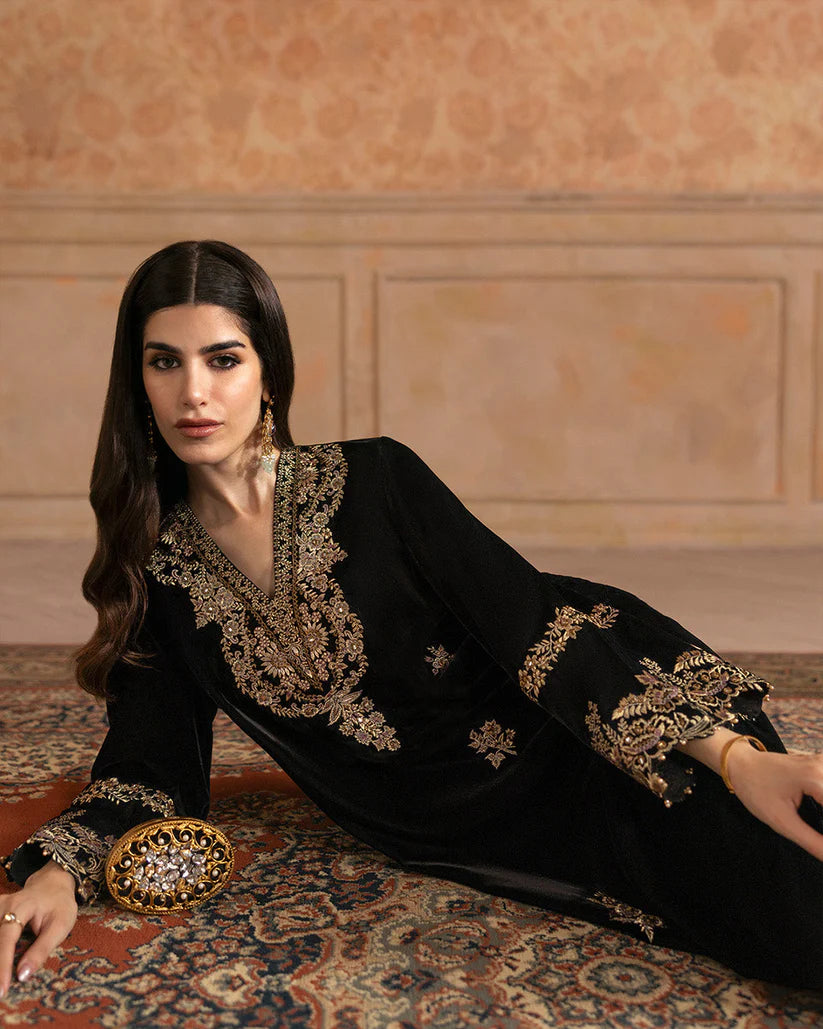 Vita | Faiza Saqlain