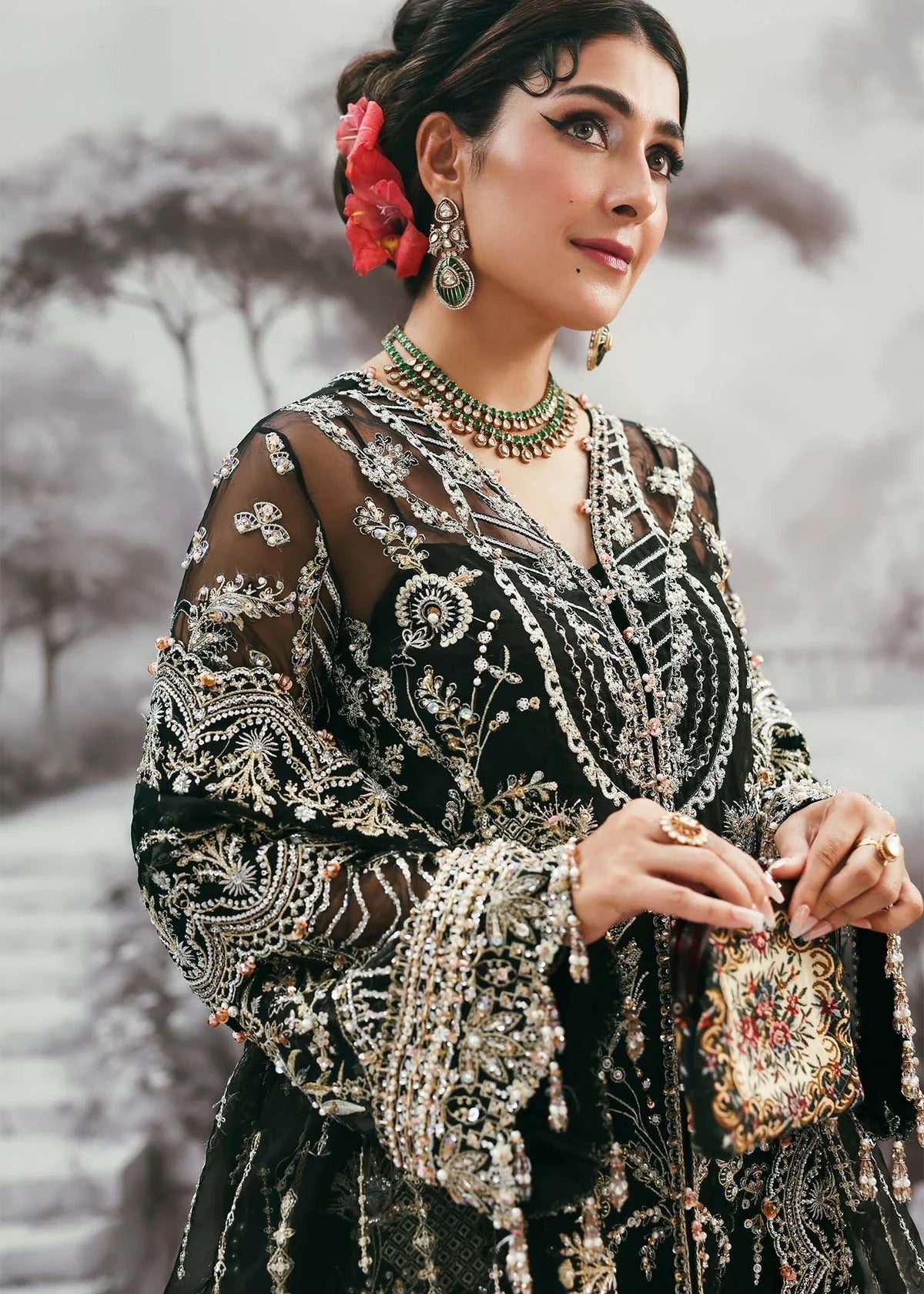 Kanwal Malik Maahi Festive '25 - Huriya