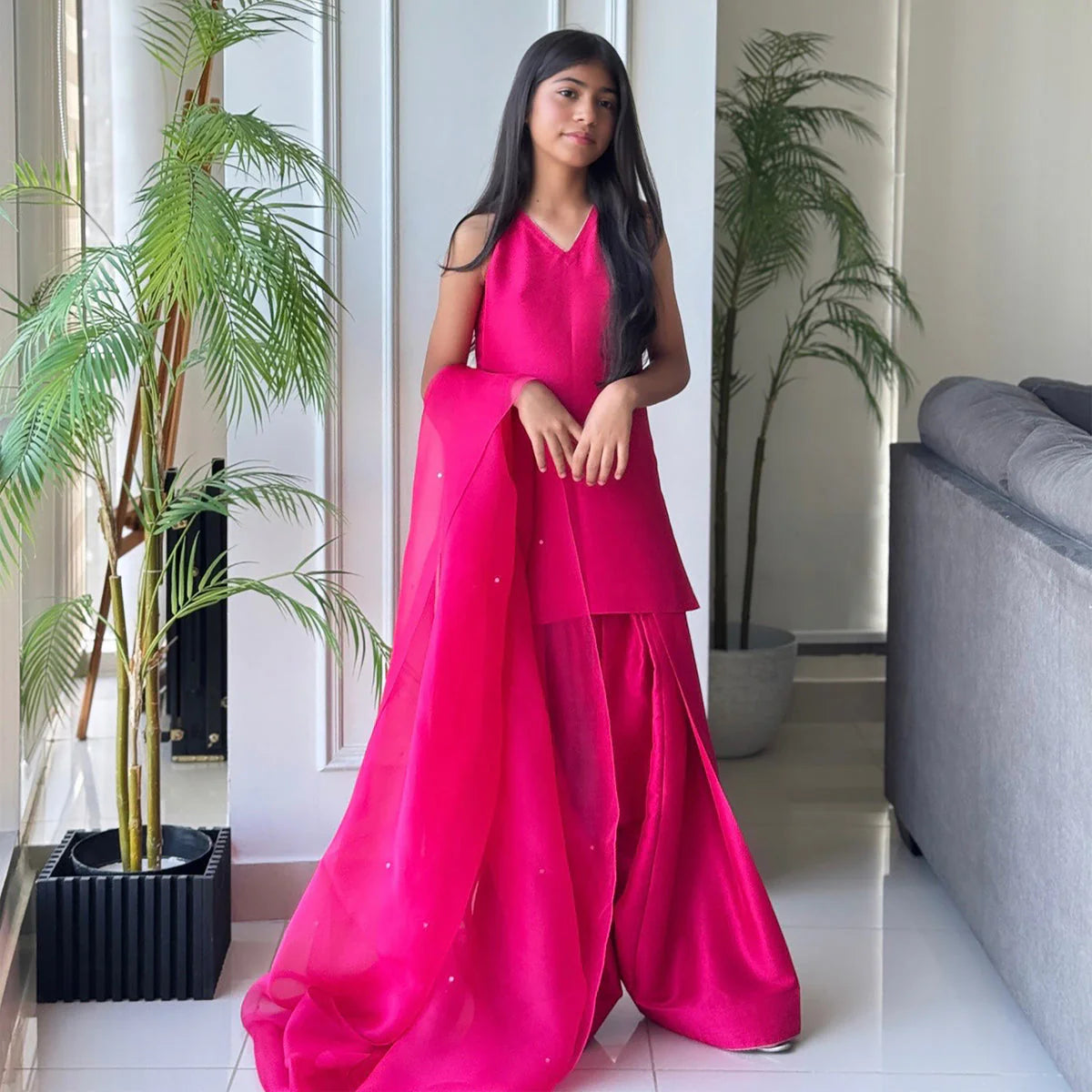 Sadaf Kanwal Personalised '25 - Sisters In Style Powered By SKF