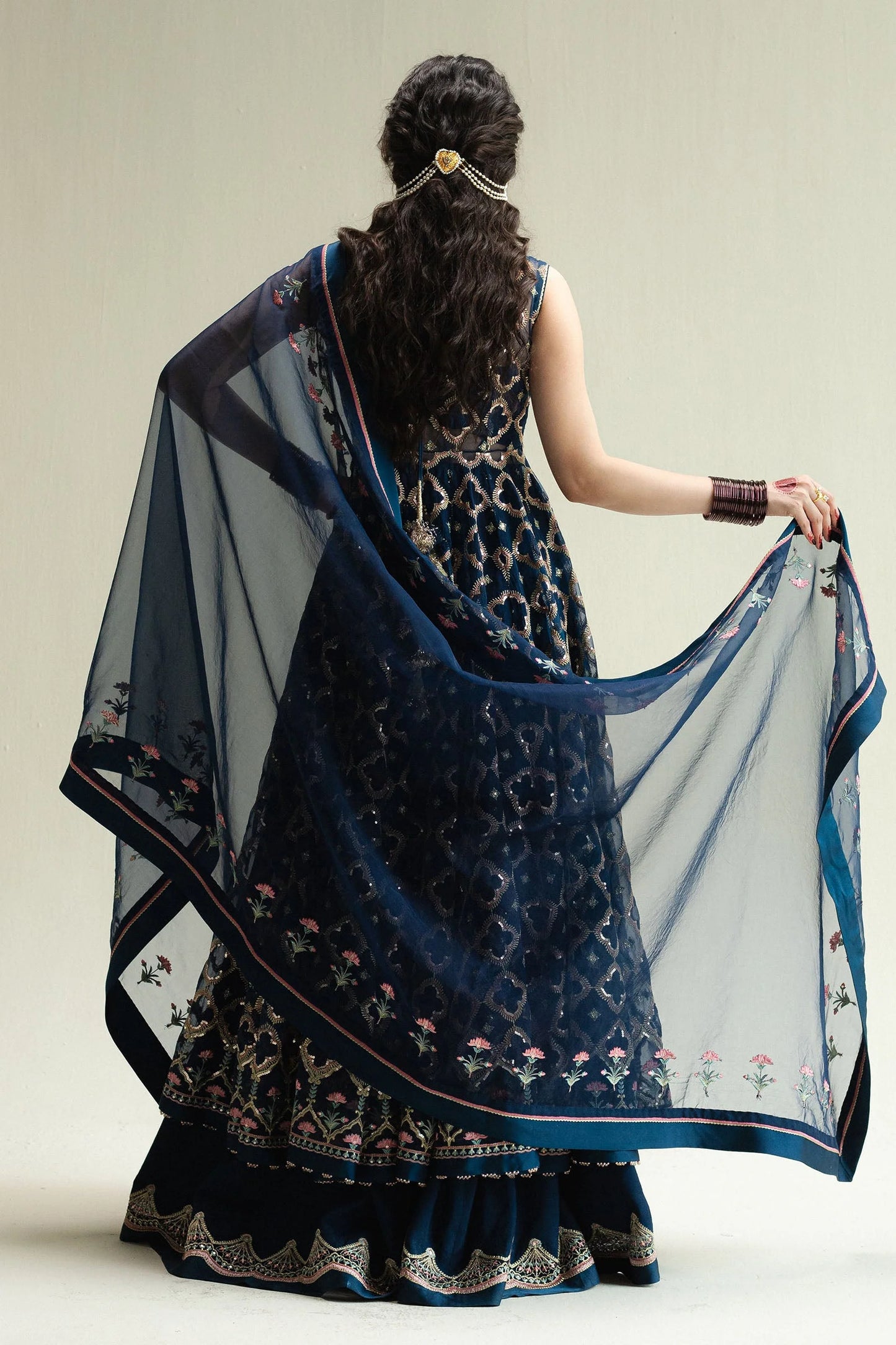 Nazaara By Zara Shahjahan