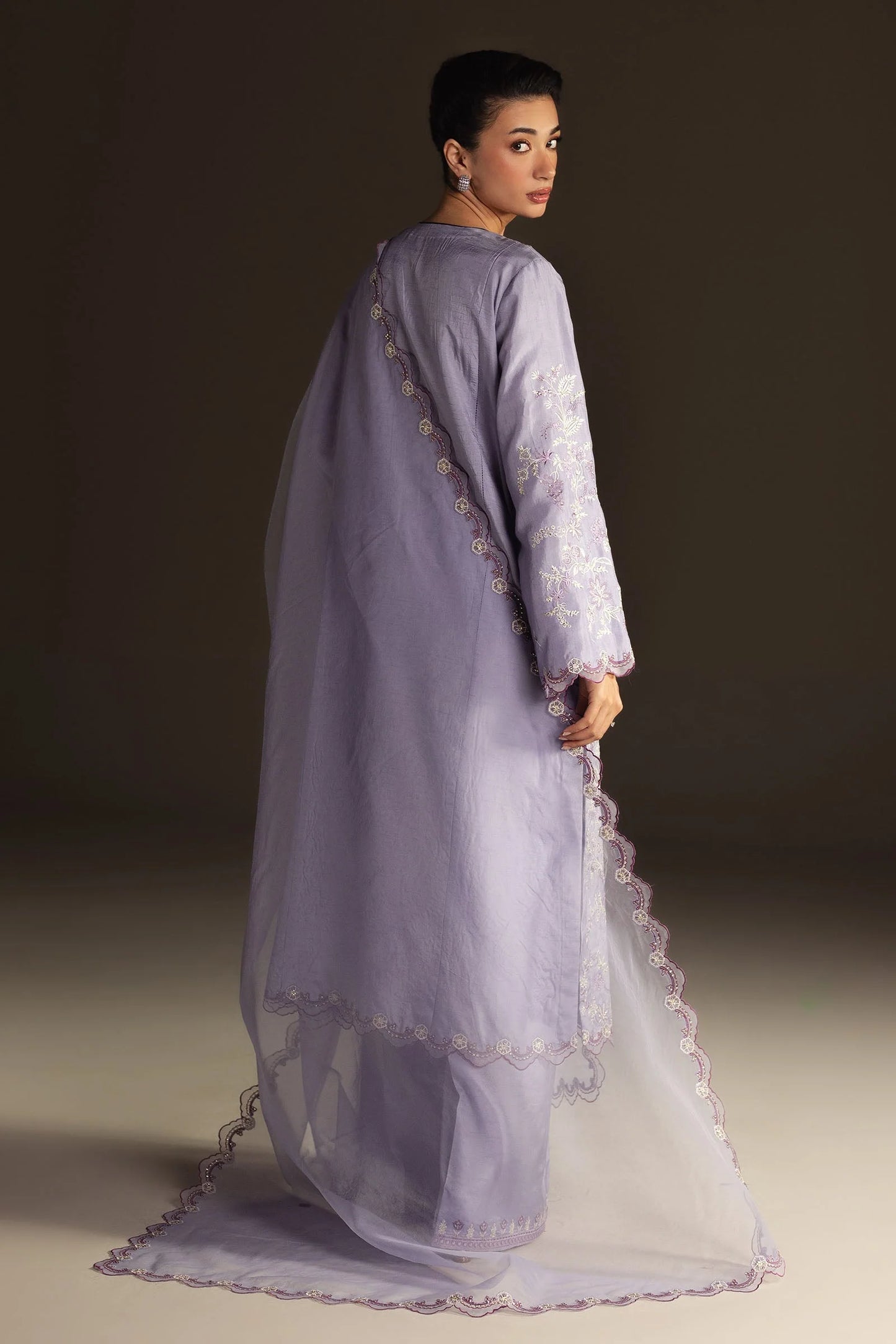 Zara Shahjahan - Nayra