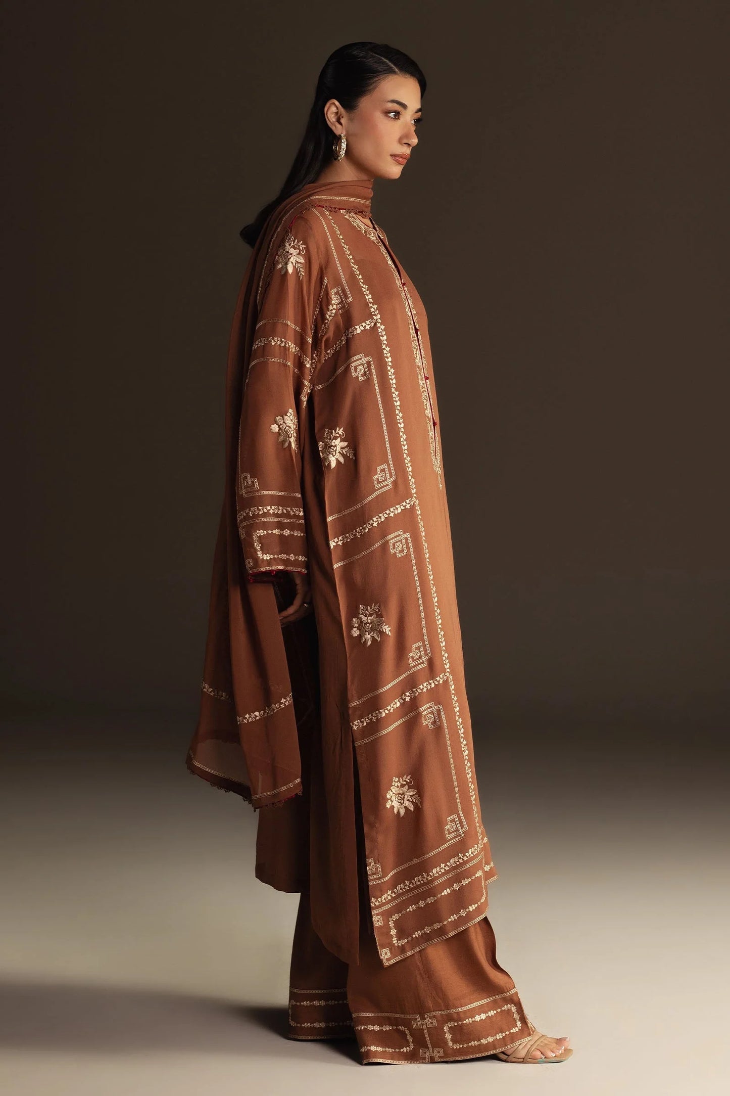 Zara Shahjahan - Maira