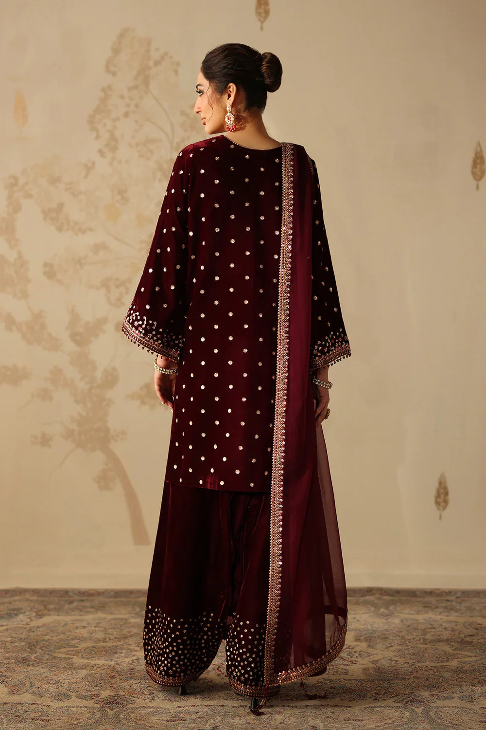 Baroque Velvet '25 - EMBROIDERED VELVET SF-4315