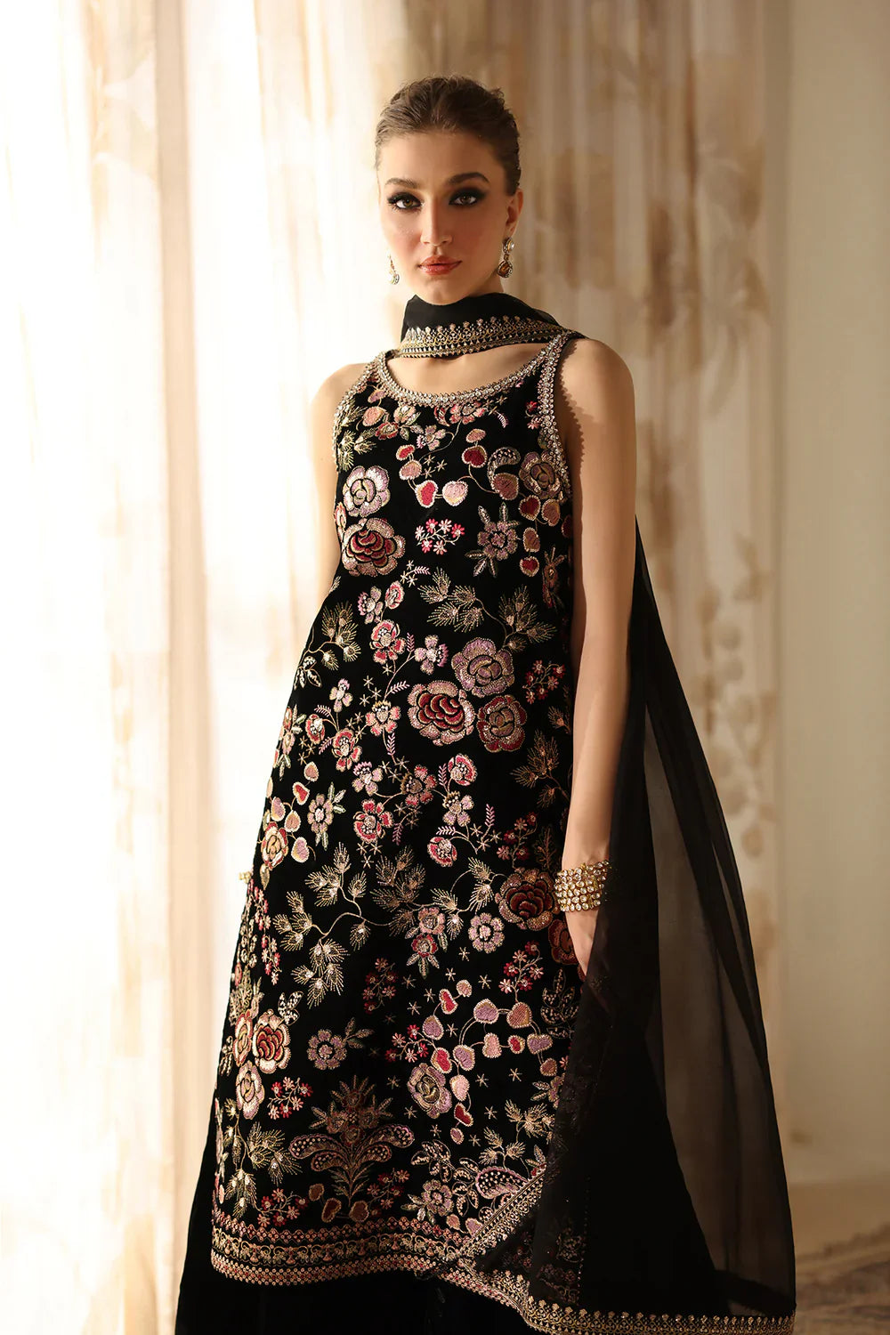 Baroque Velvet '25 - EMBROIDERED VELVET SF-4312