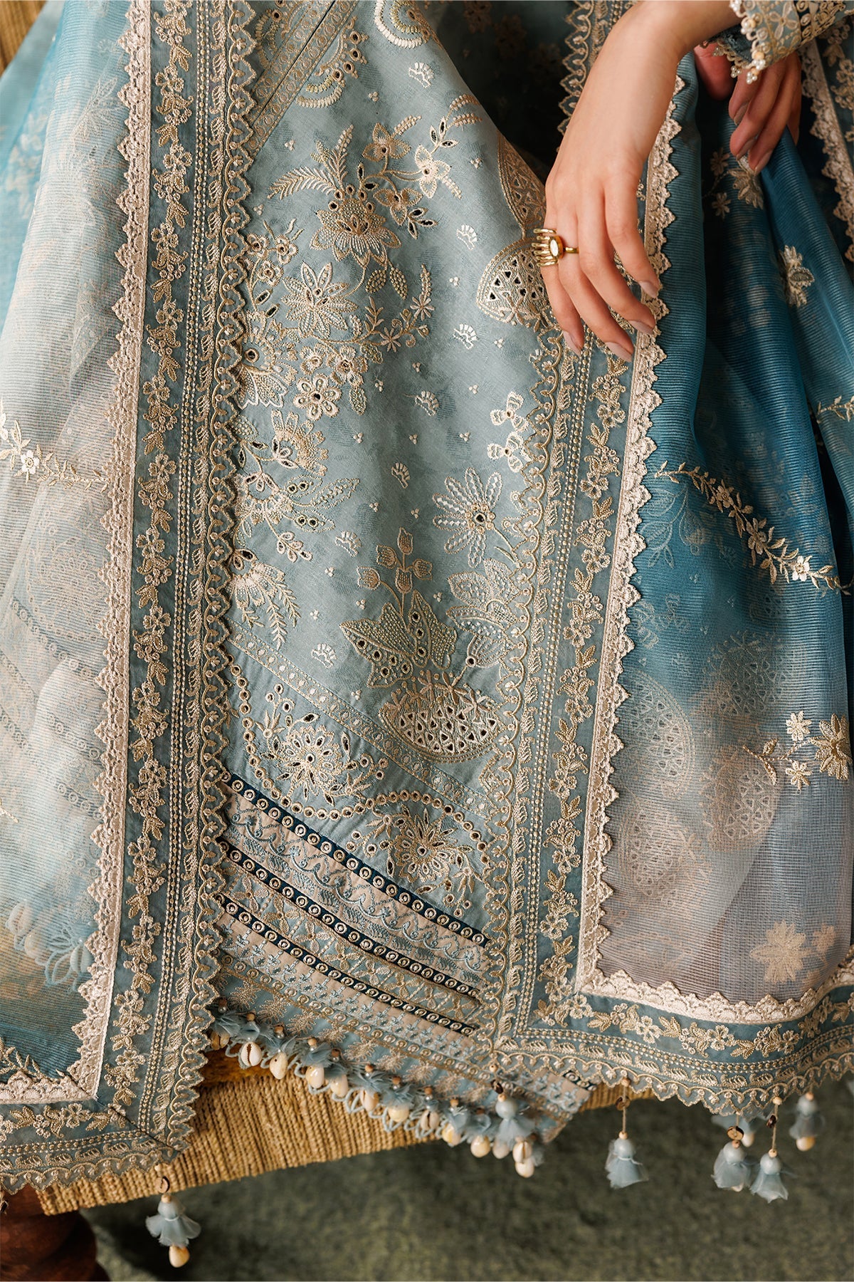 Baroque | EMBROIDERED LAWN EL26-D01