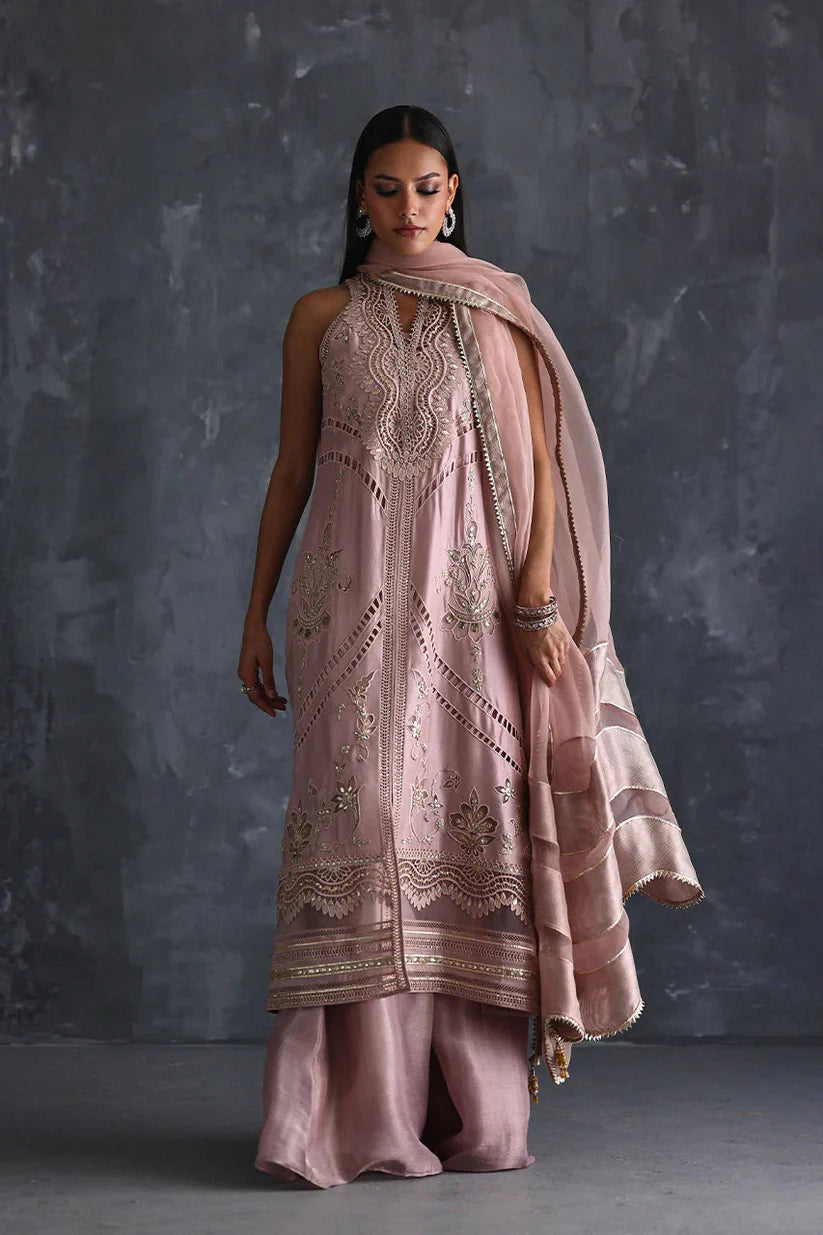 Zephira | Vera Festive '25 | Nadia Farooqui