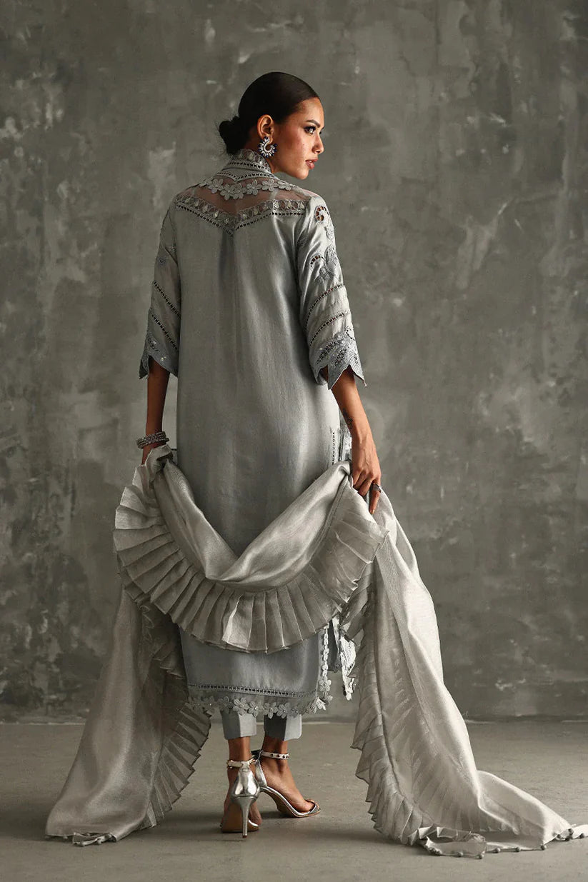 Eclat | Vera Festive '25 | Nadia Farooqui