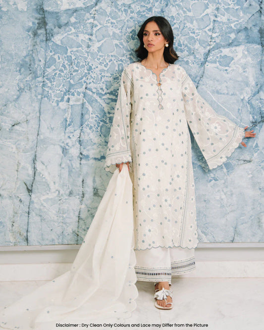 Nia Mia Eid '25 - Crei Blue