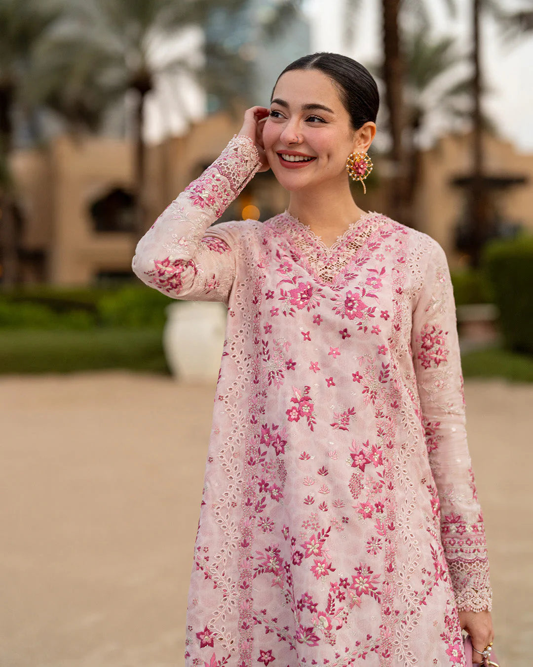 Lamija Faiza Saqlain