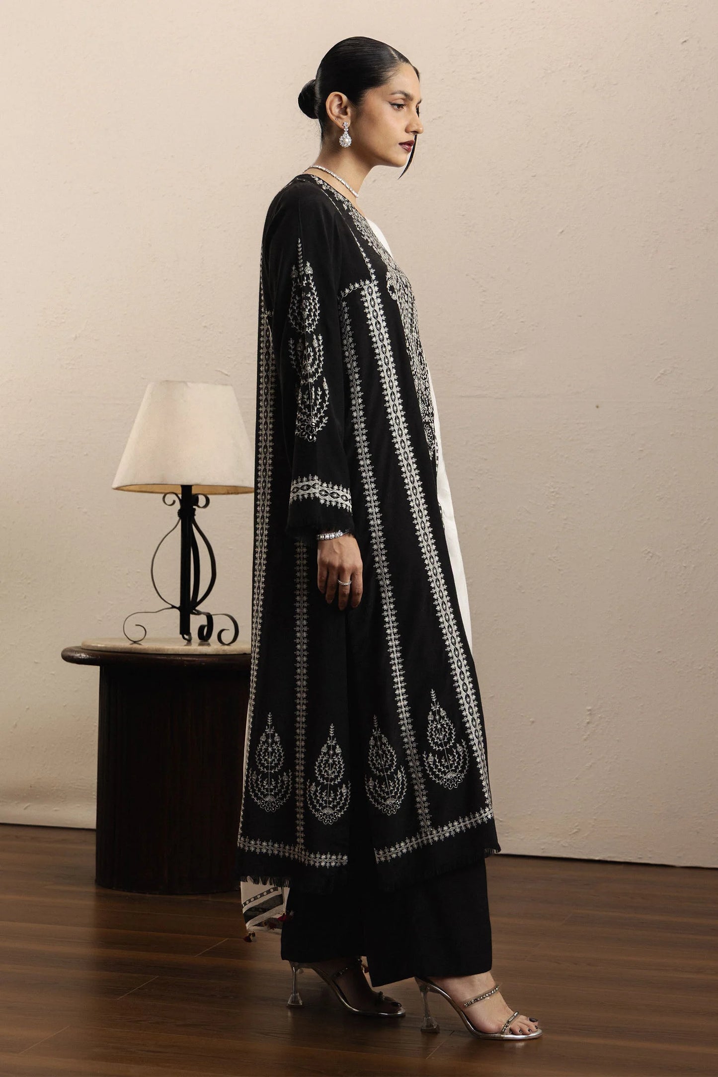 Nafasat Zara Shahjahan