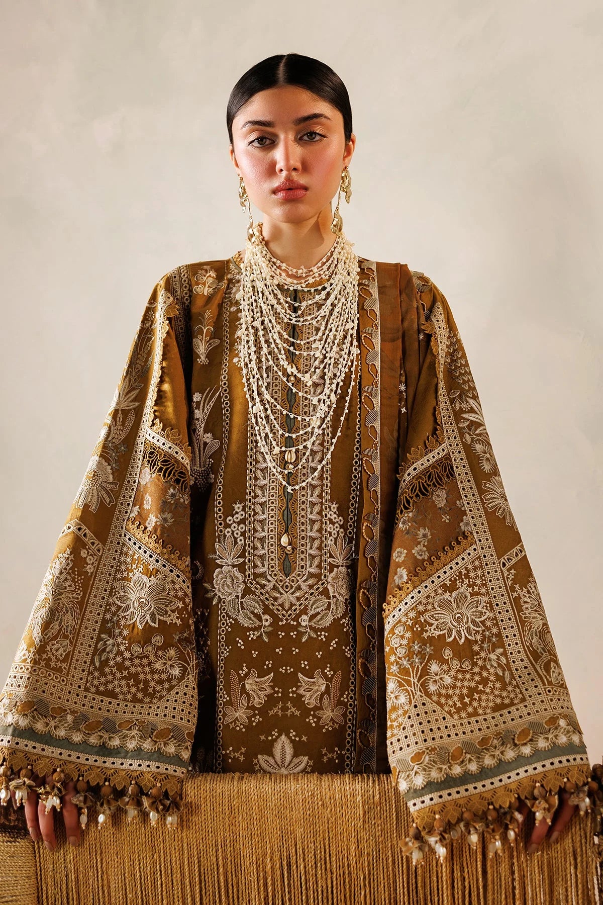 Baroque | EMBROIDERED LAWN EL26-D07