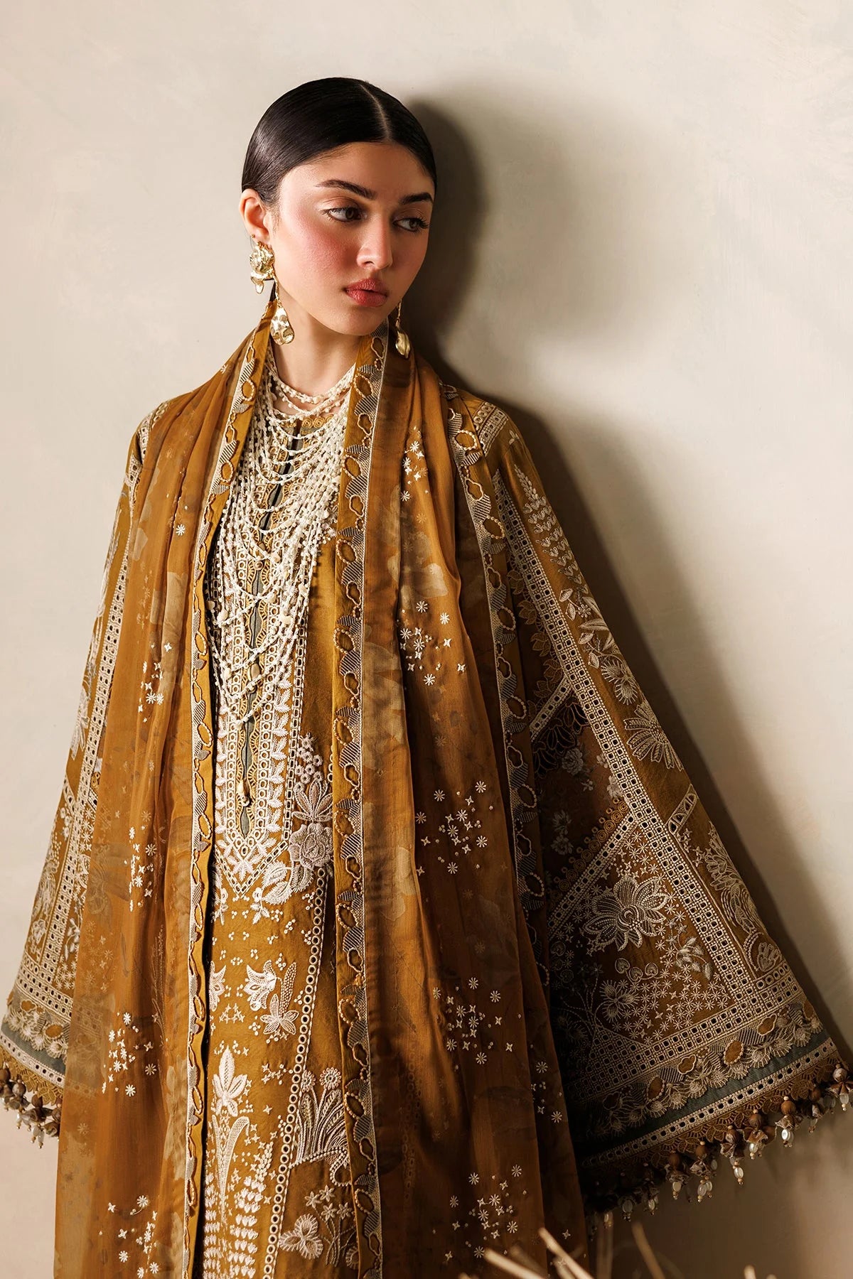 Baroque | EMBROIDERED LAWN EL26-D07