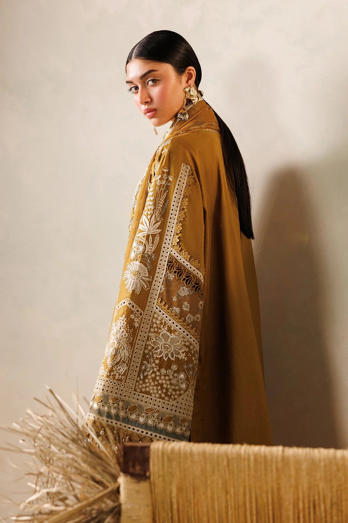 Baroque | EMBROIDERED LAWN EL26-D07