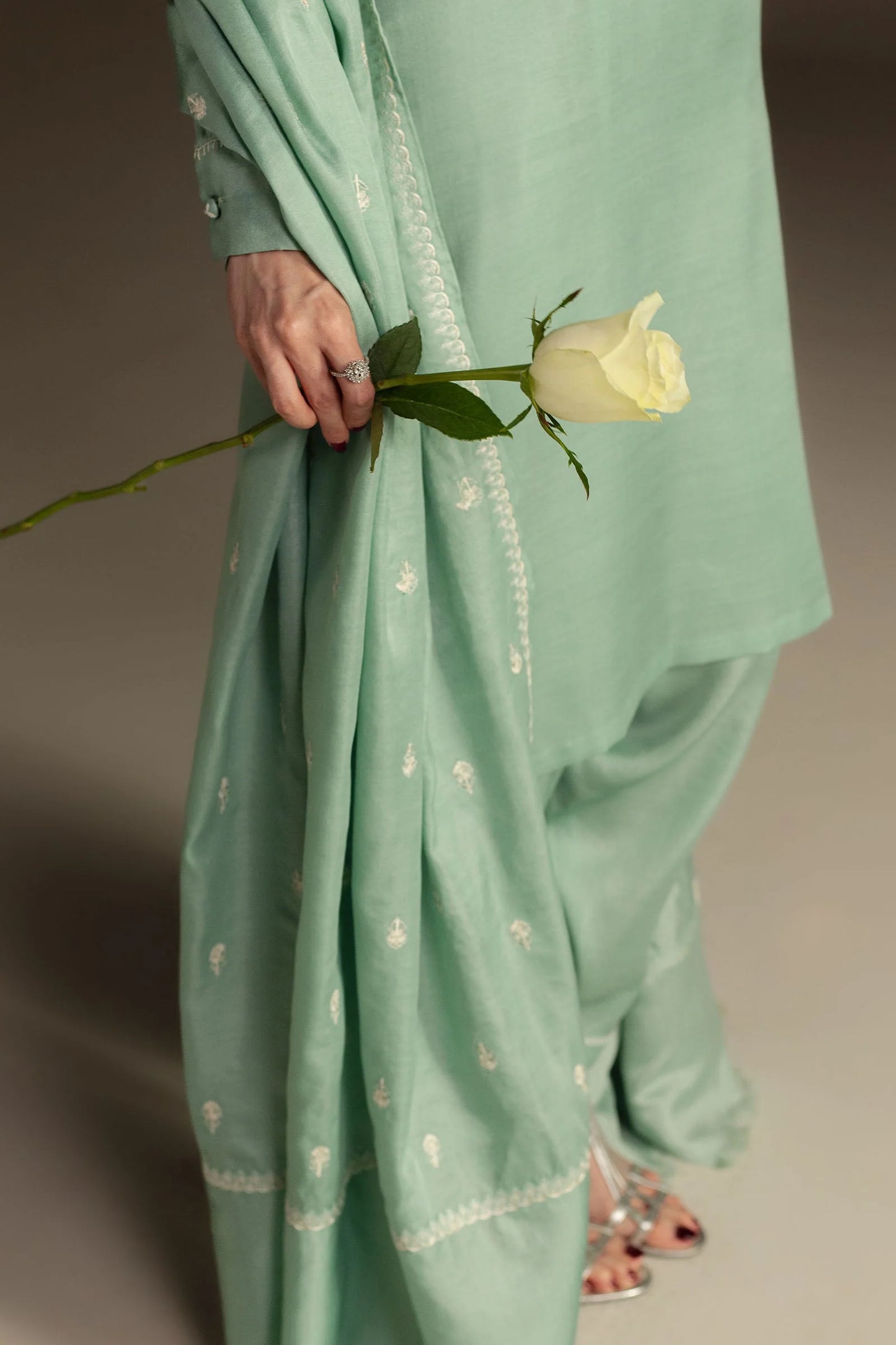 Zara Shahjahan - Inaaya