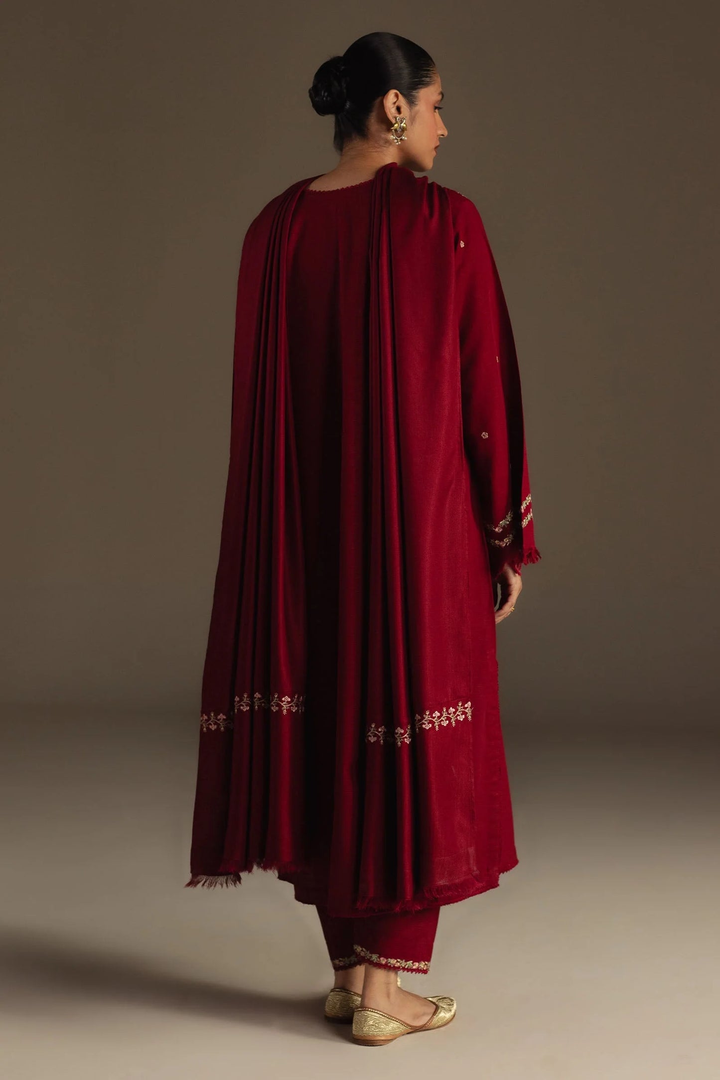 Zara Shahjahan - Meher