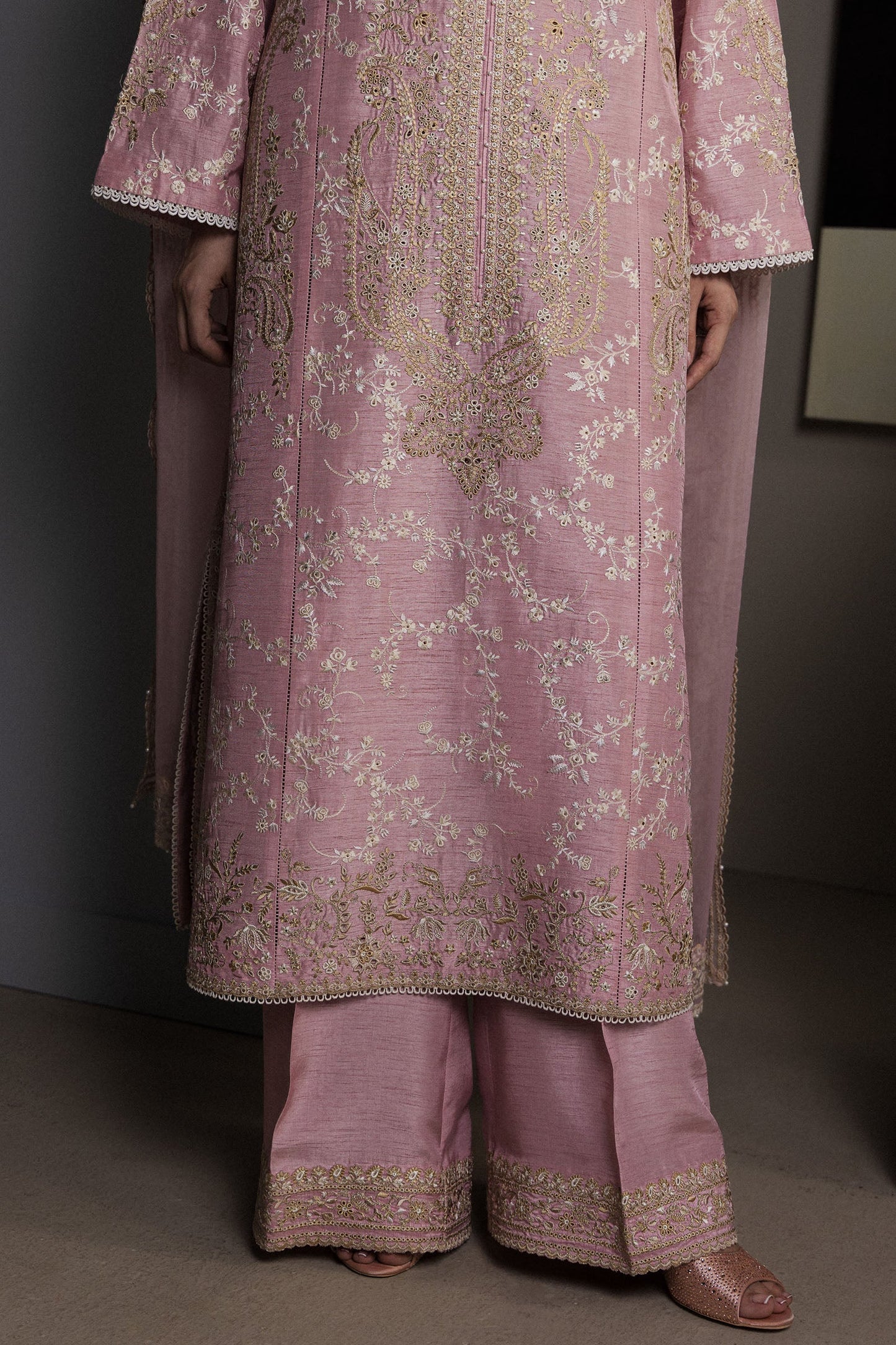 Gulnaar Zara Shahjahan