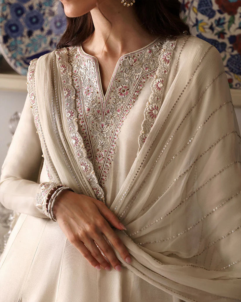 Sabina | Faiza Saqlain