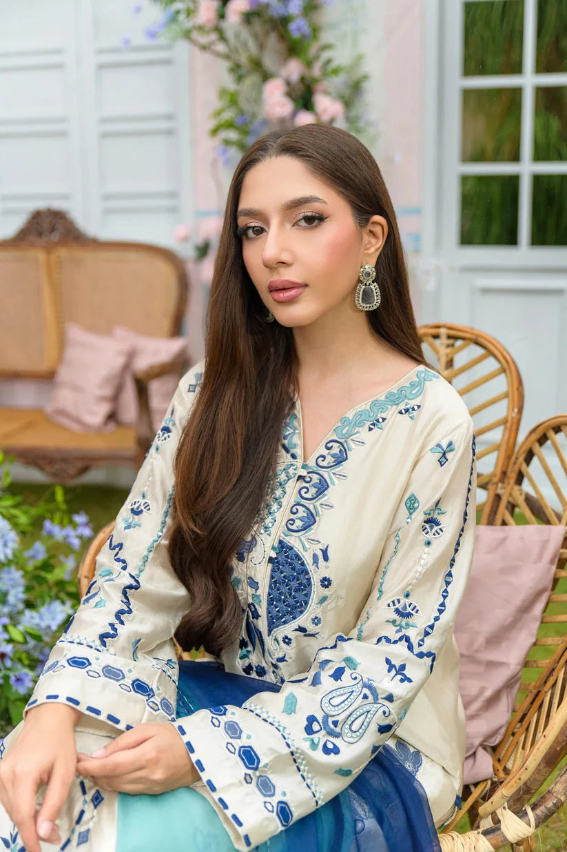 Coconut Latte | Zarayna-Festive Formals '25 | Flairs Studio