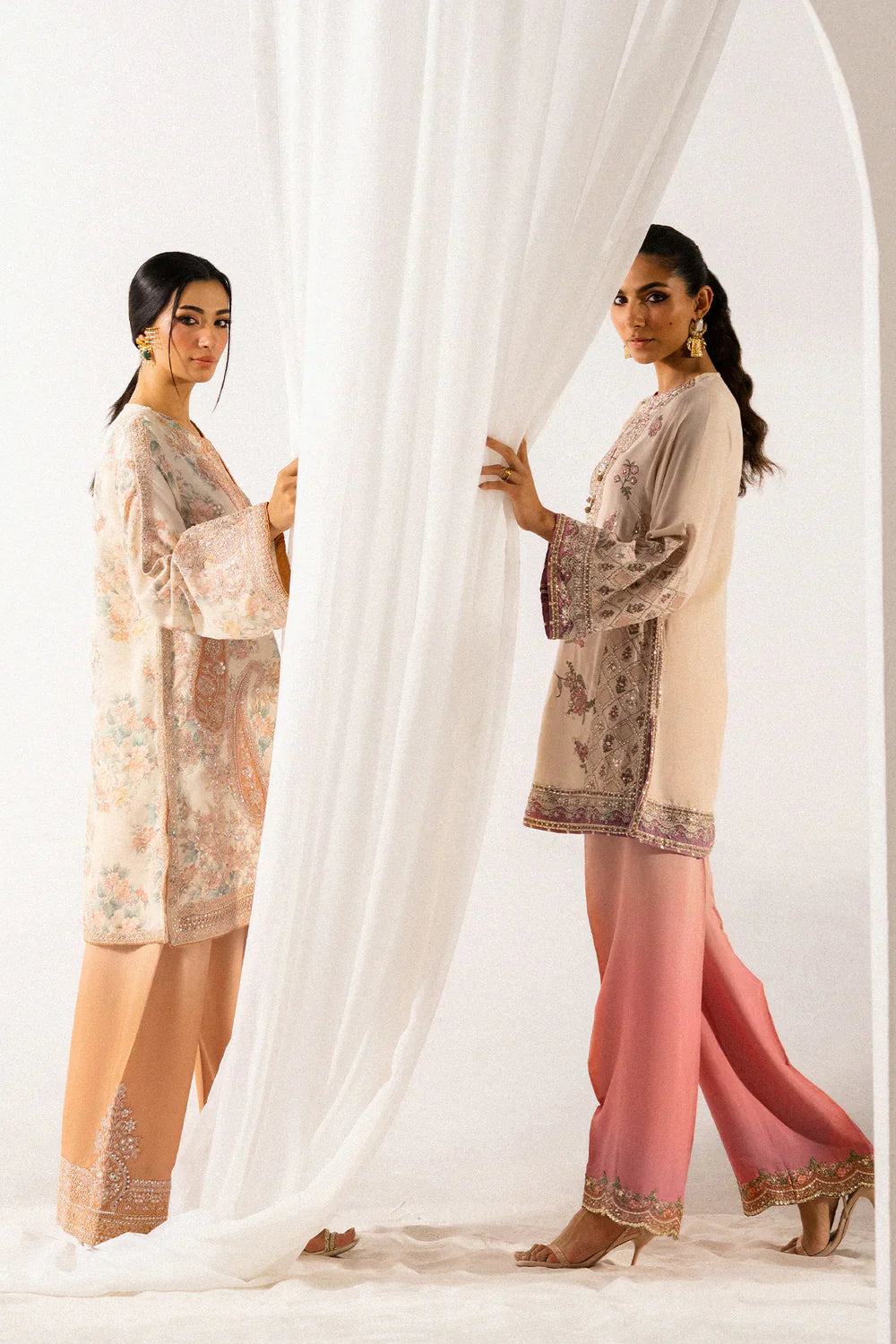 Ethnc Boutique '25 - EMBROIDERED SUIT - E0822/104/002