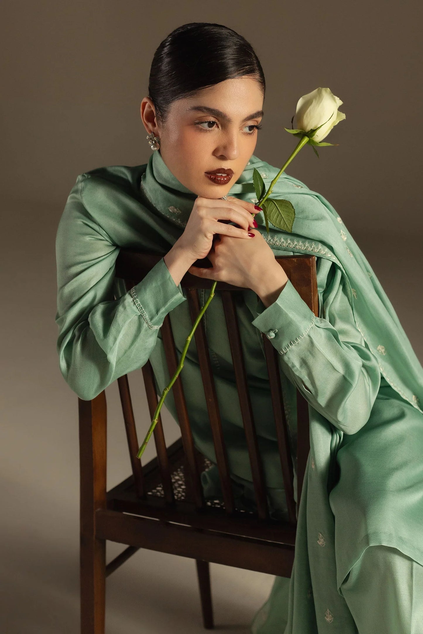 Zara Shahjahan - Inaaya