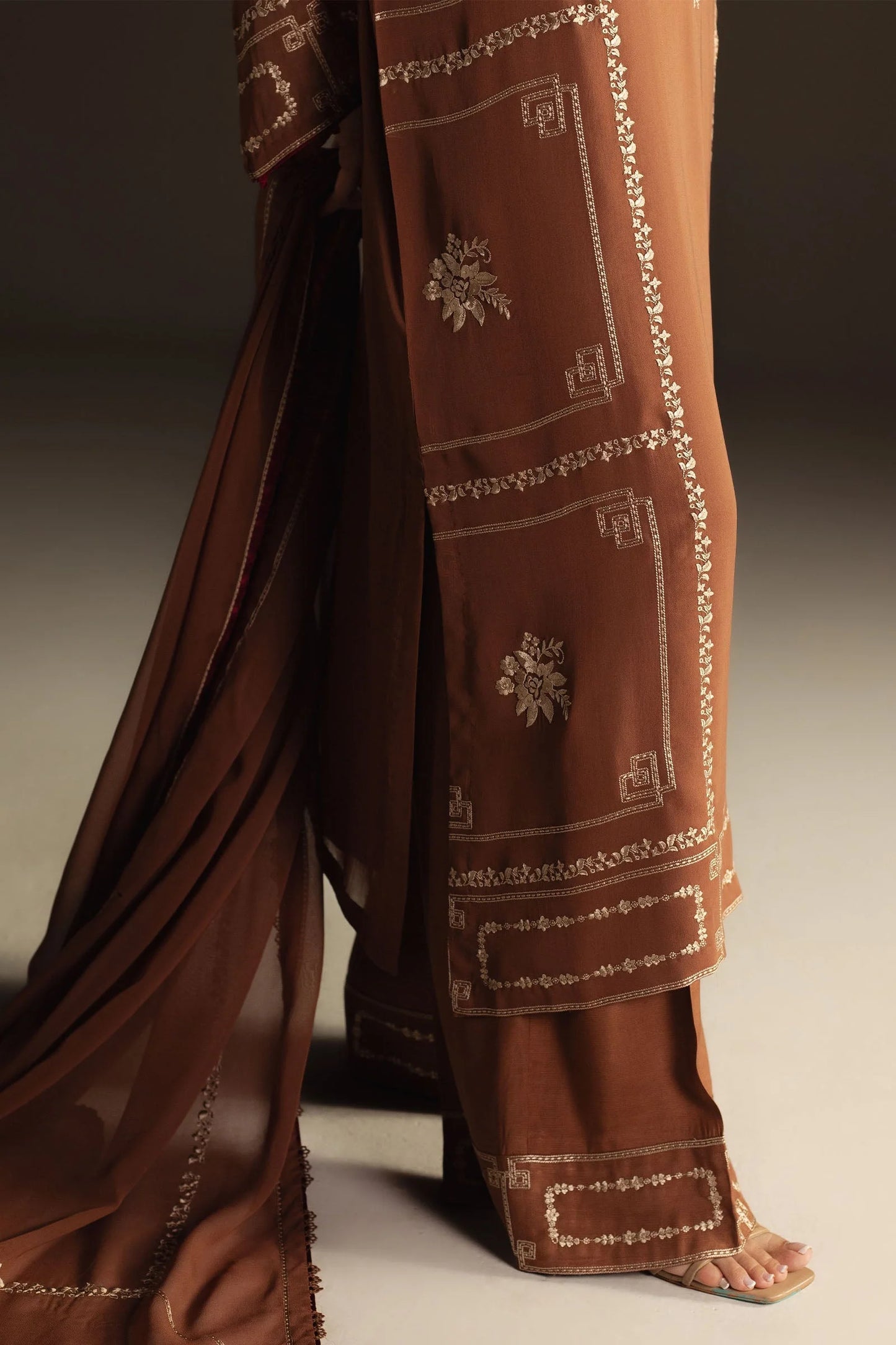 Zara Shahjahan - Maira