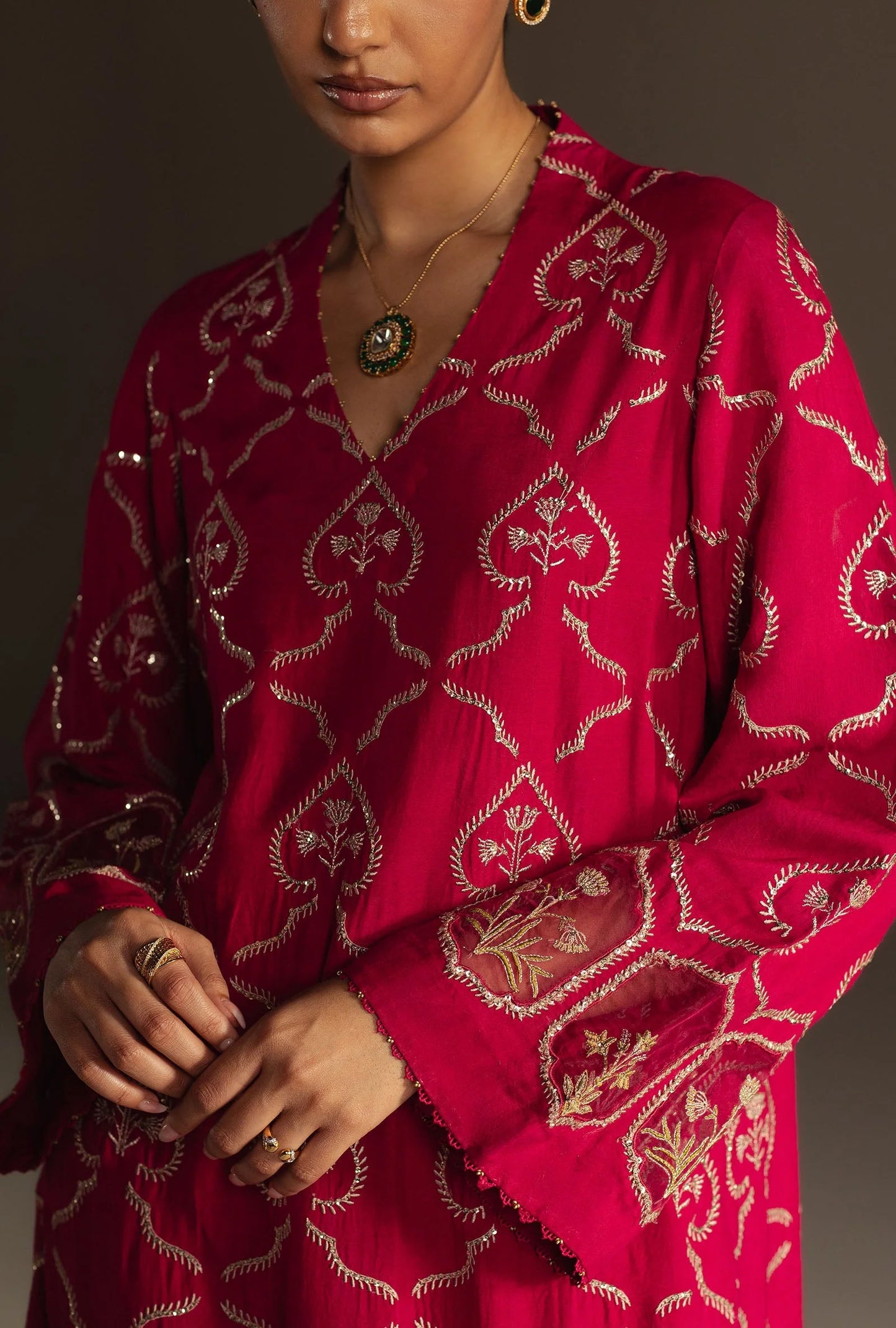 Zara Shahjahan - Noreen