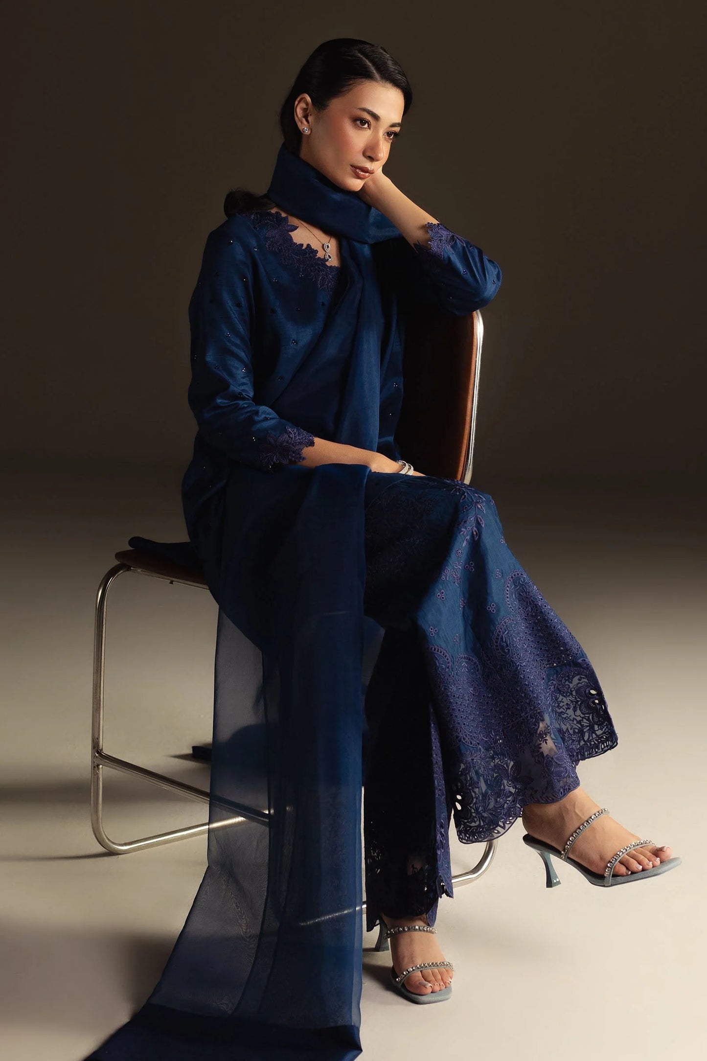 Zara Shahjahan - Saniya