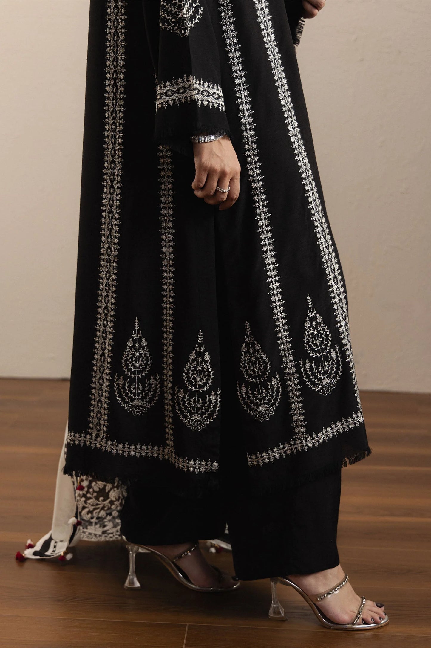 Nafasat Zara Shahjahan