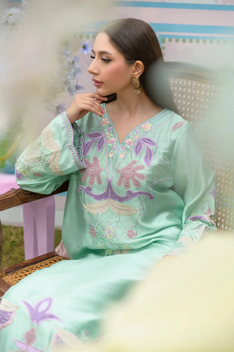 Shelle Belle | Zarayna-Festive Formals '25 | Flairs Studio