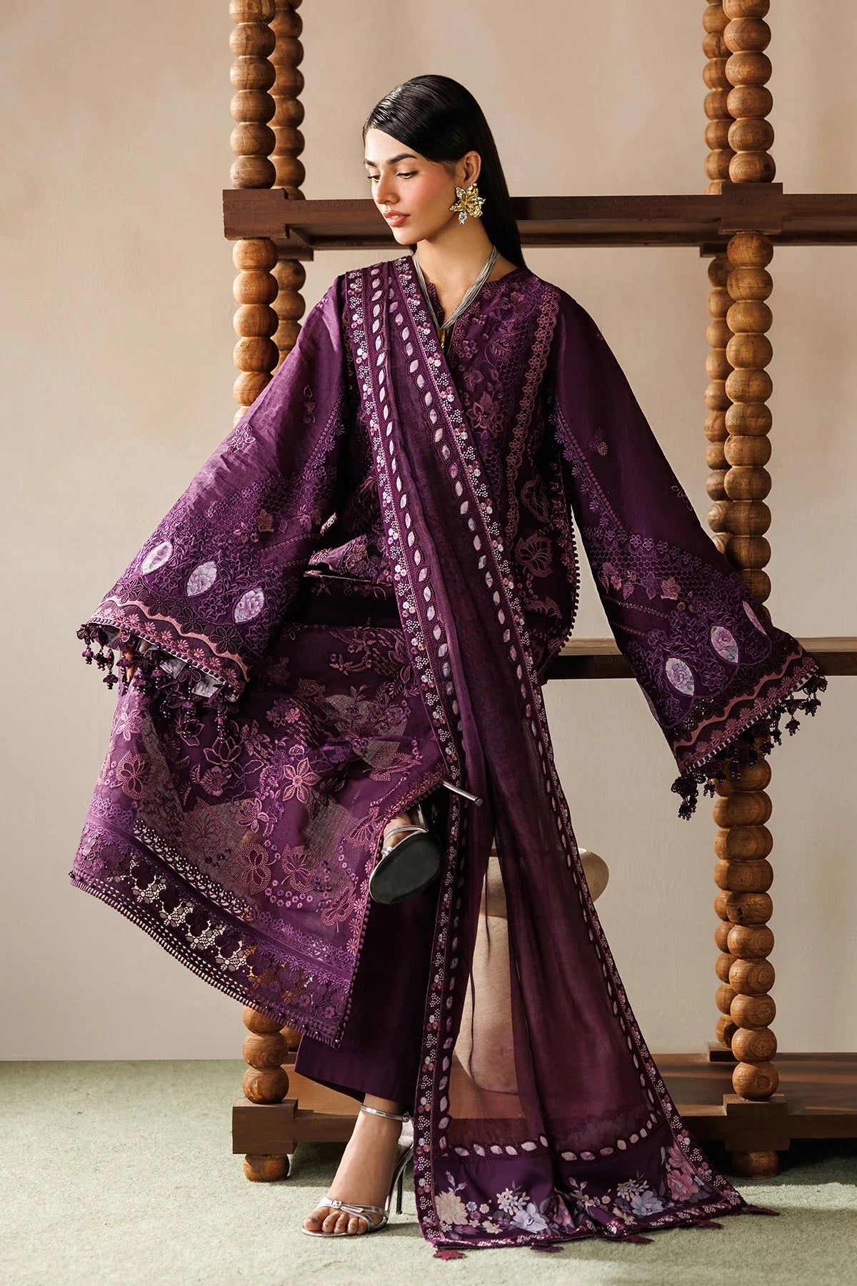 Baroque | EMBROIDERED LAWN EL26-D02