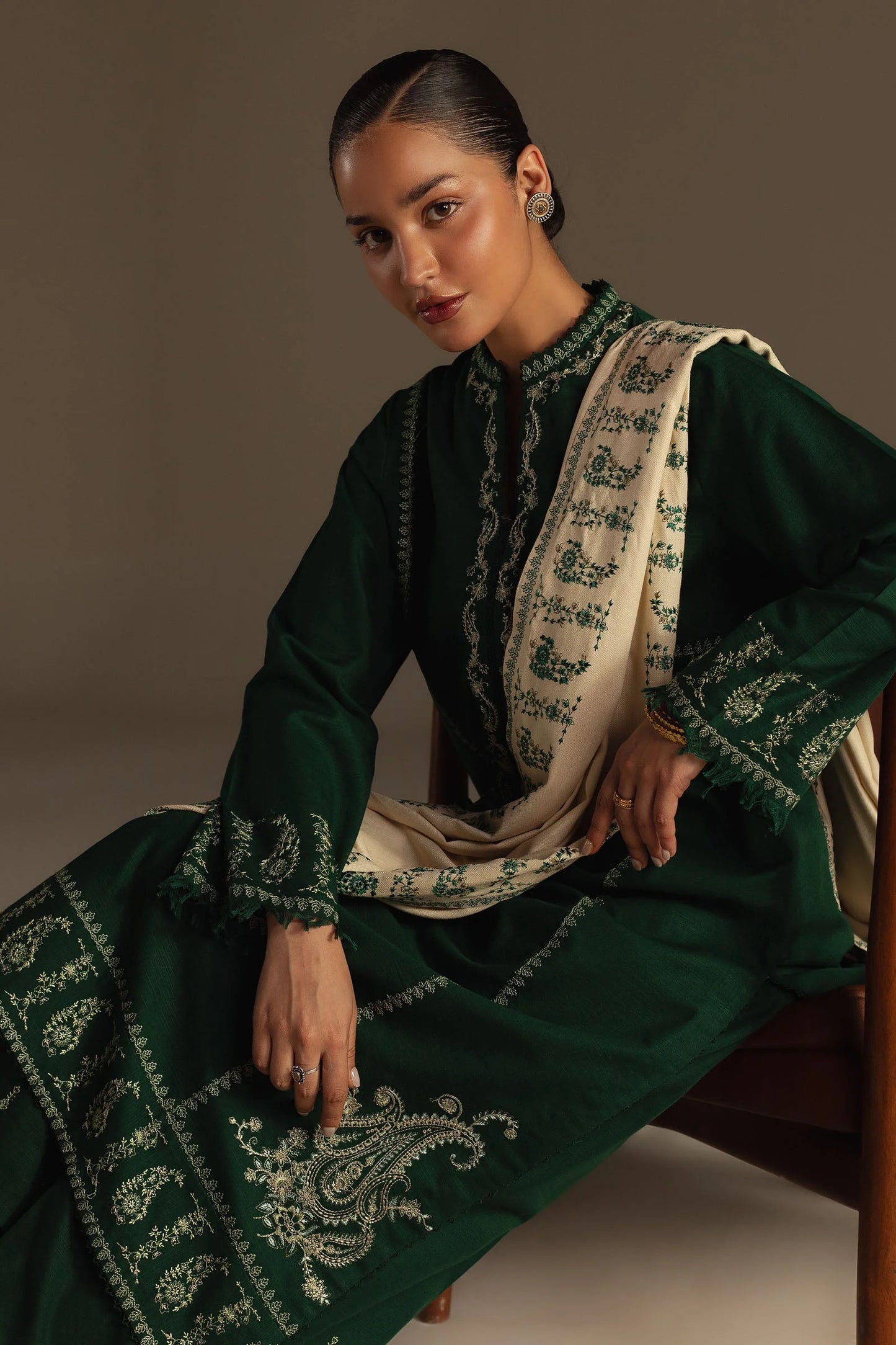Zara Shahjahan - Sahar