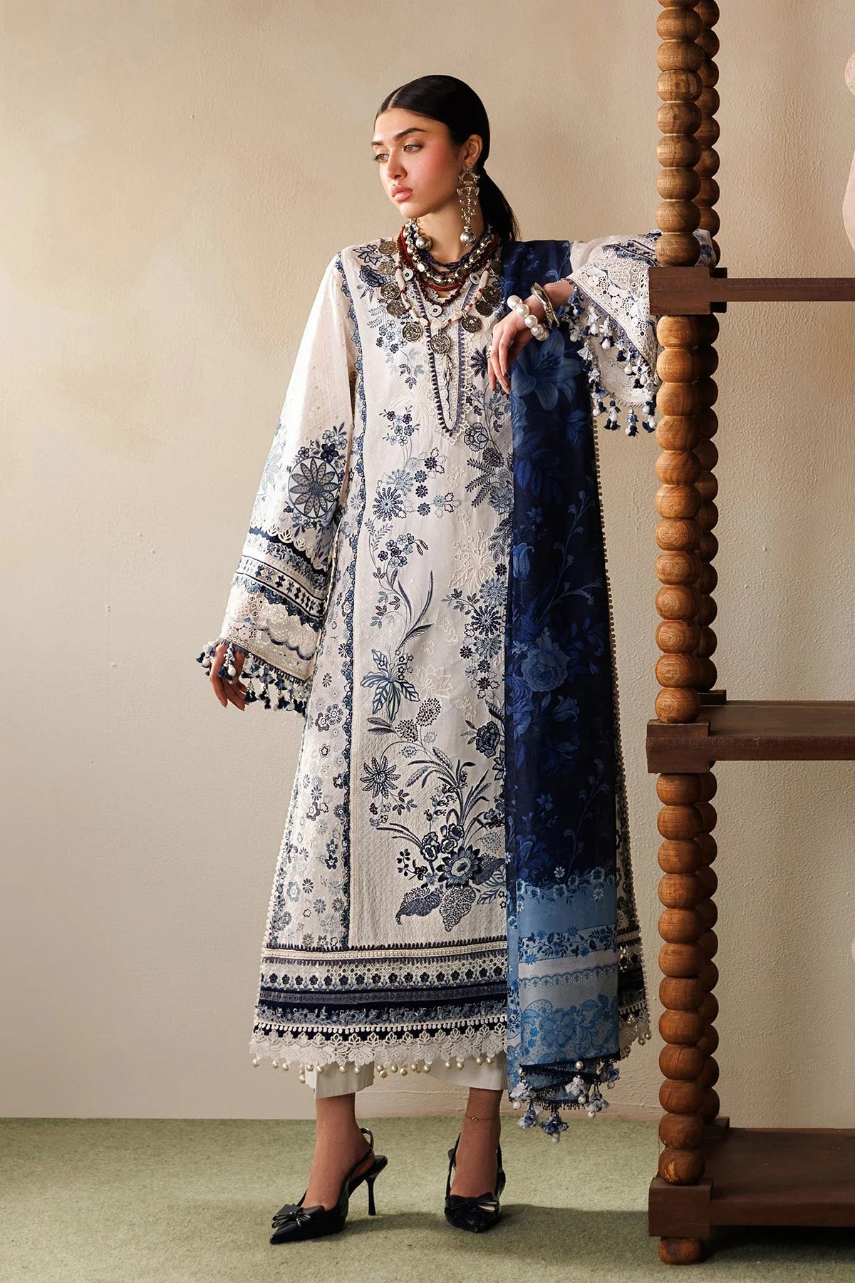 Baroque | EMBROIDERED LAWN EL26-D06
