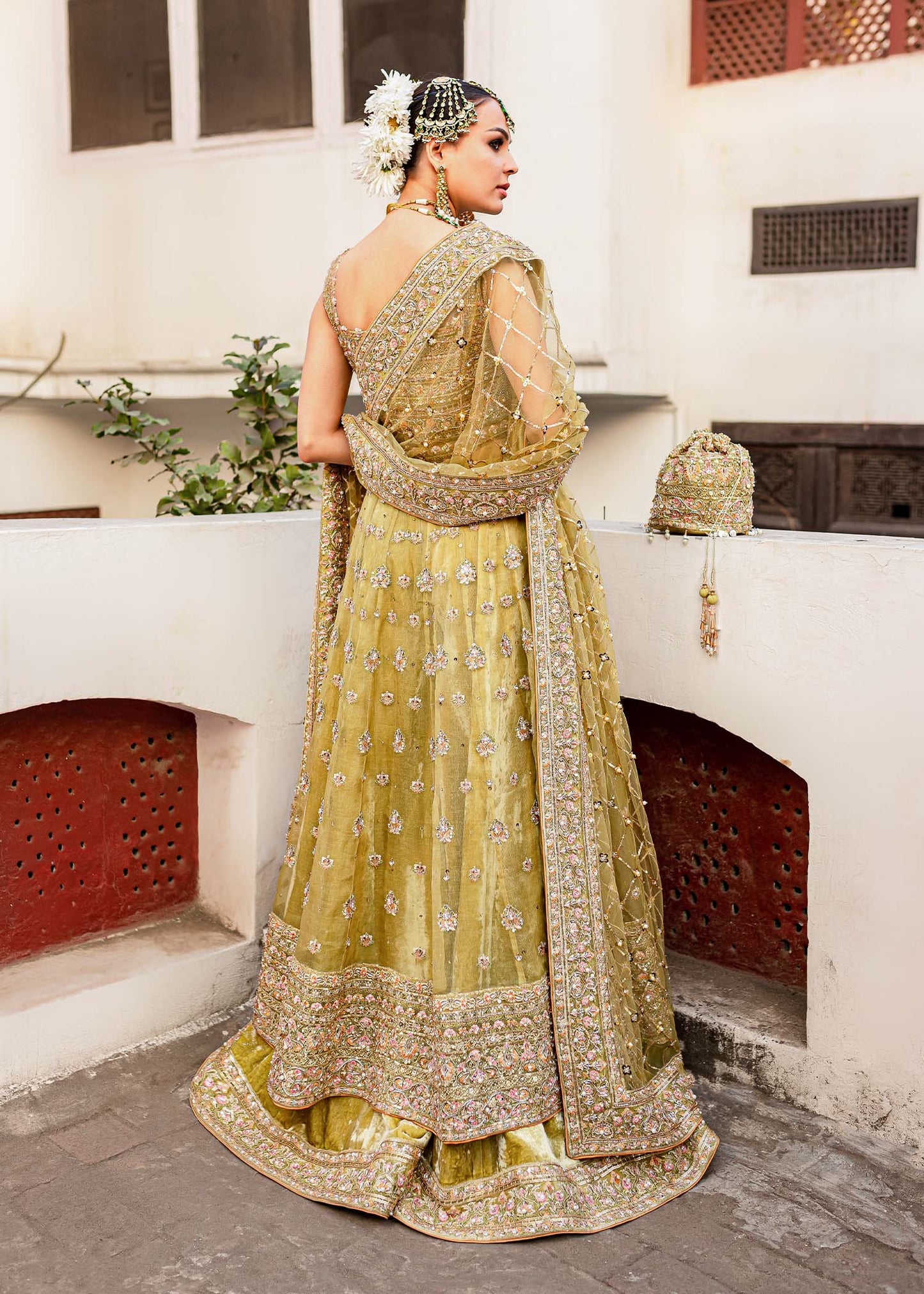 Kanwal Malik | SUNEHRI