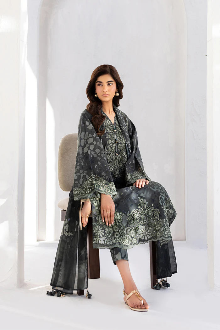 BAROQUE | EMBROIDERED LAWN SF-4454
