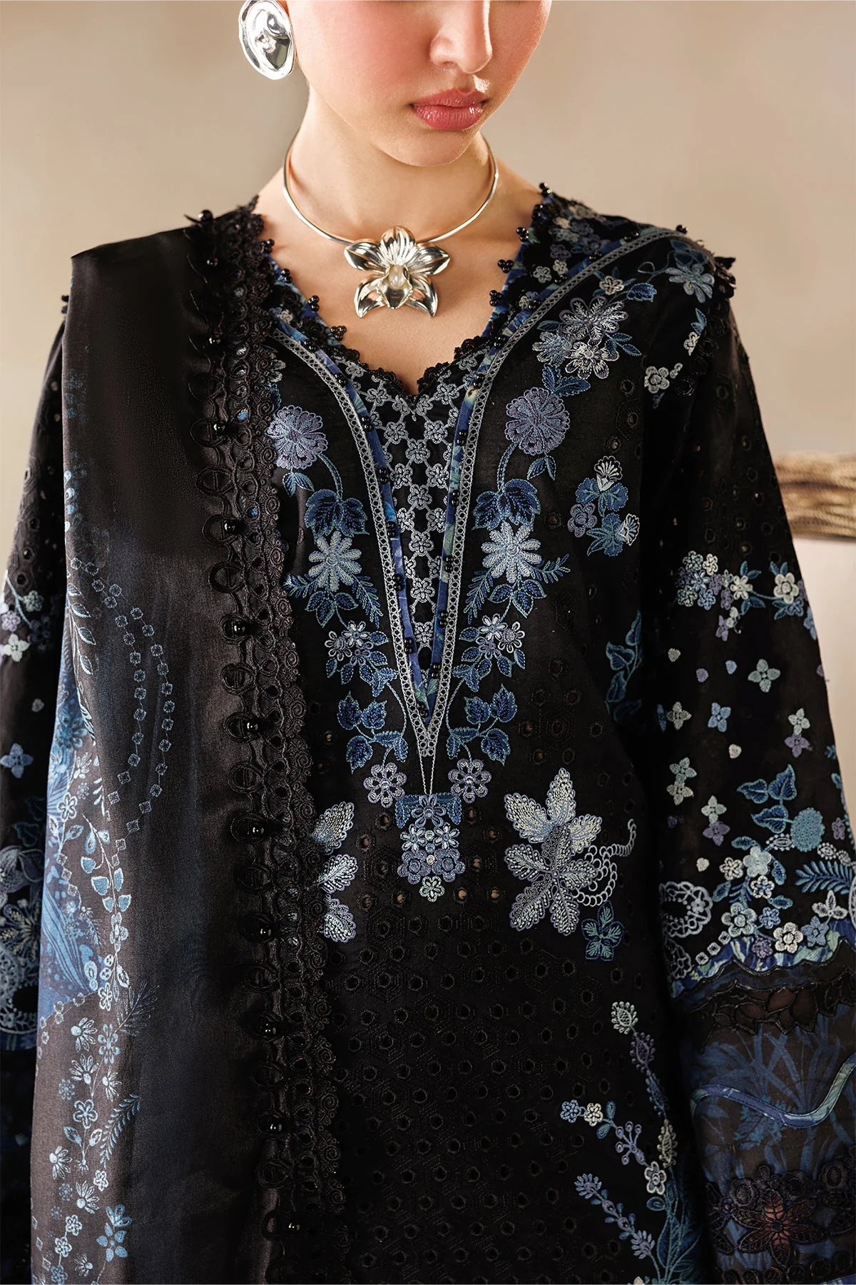 Baroque | EMBROIDERED LAWN EL26-D08