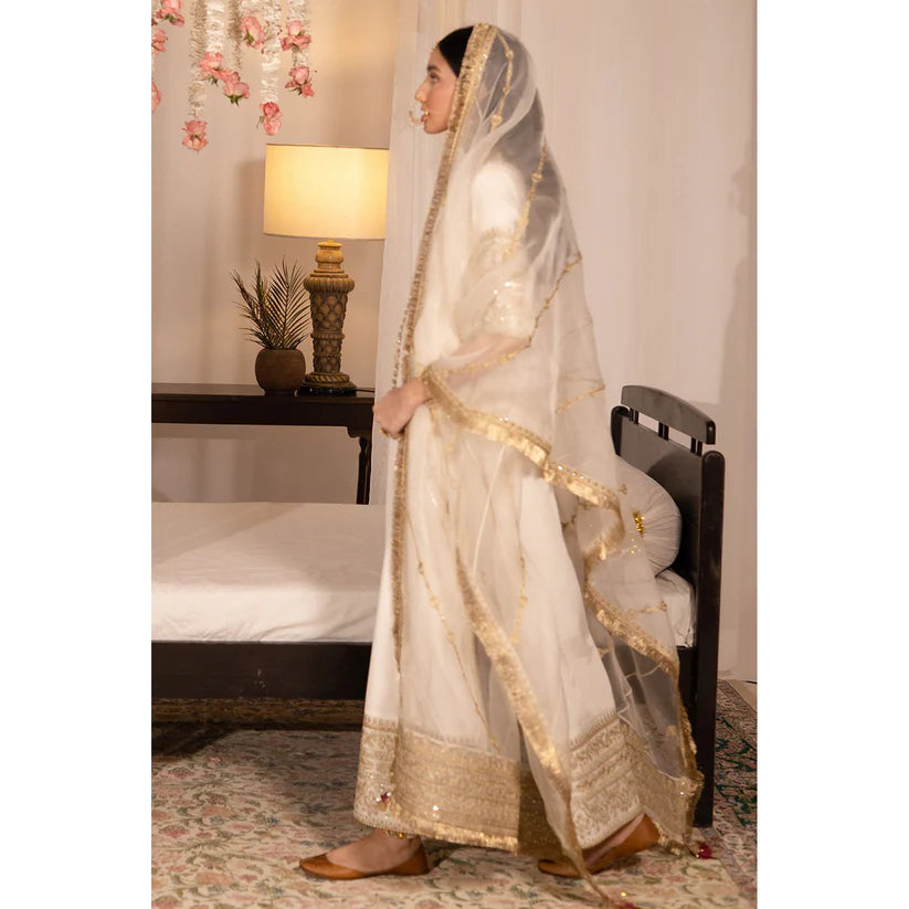 WHITE OUTFIT | DYOT | FESTIVE' 25