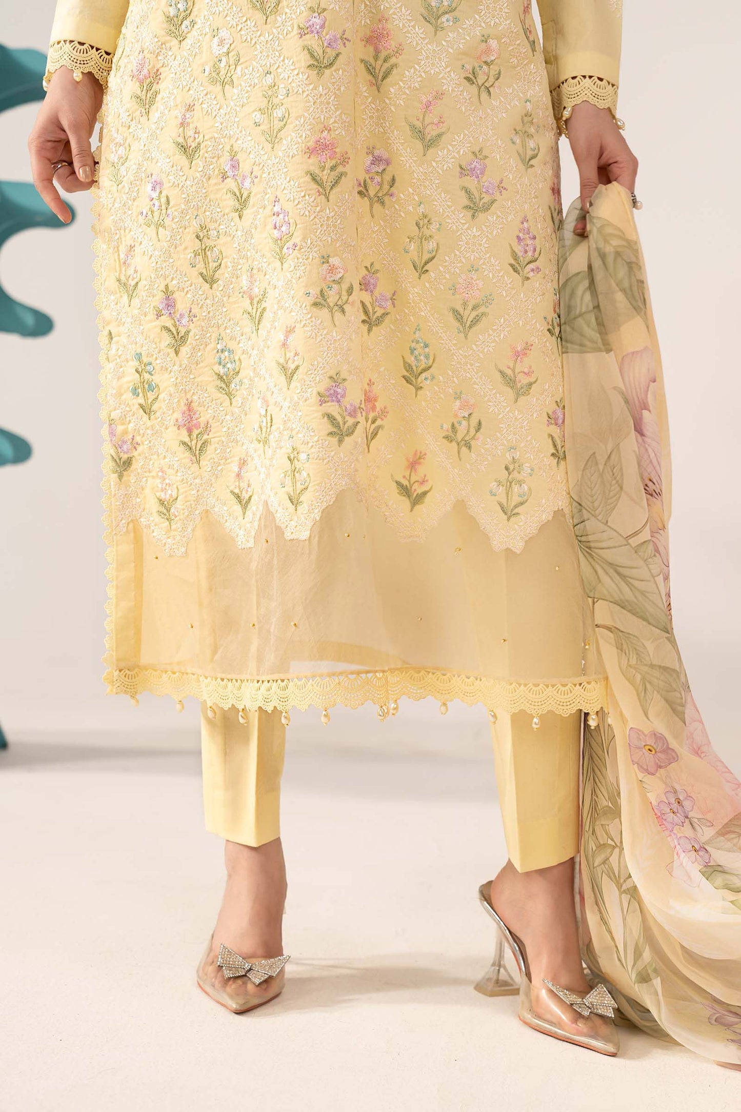 3 Piece Embroidered Lawn Suit - MPS-3001-A-Small